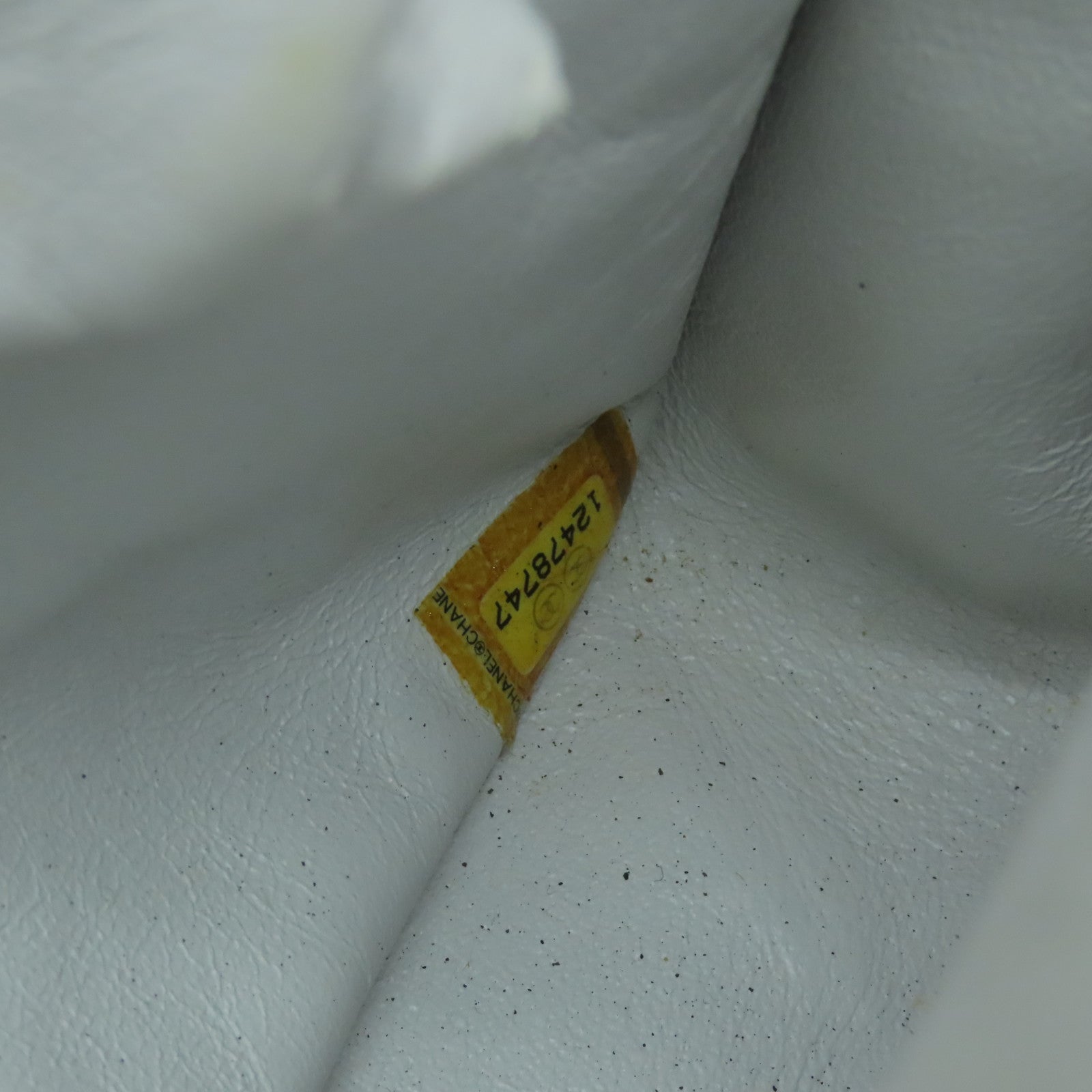 CHANEL 菱格牛皮皮革Chain Shoulder鏈帶肩背袋灰色