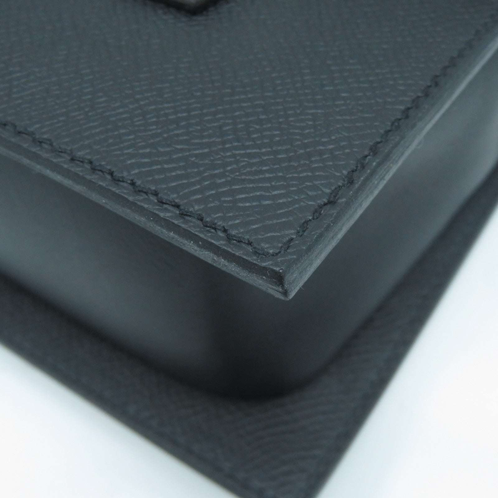 HERMES Swift皮革Sacabar 24銀扣肩背袋Noir黑色