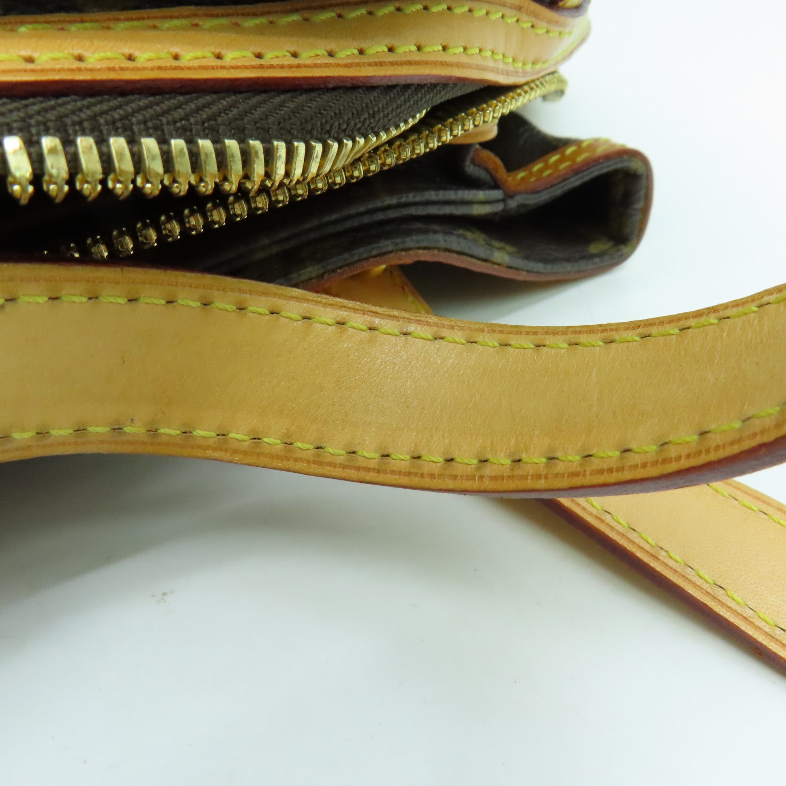 LOUIS VUITTON Monogram Rivets肩背袋金扣啡色