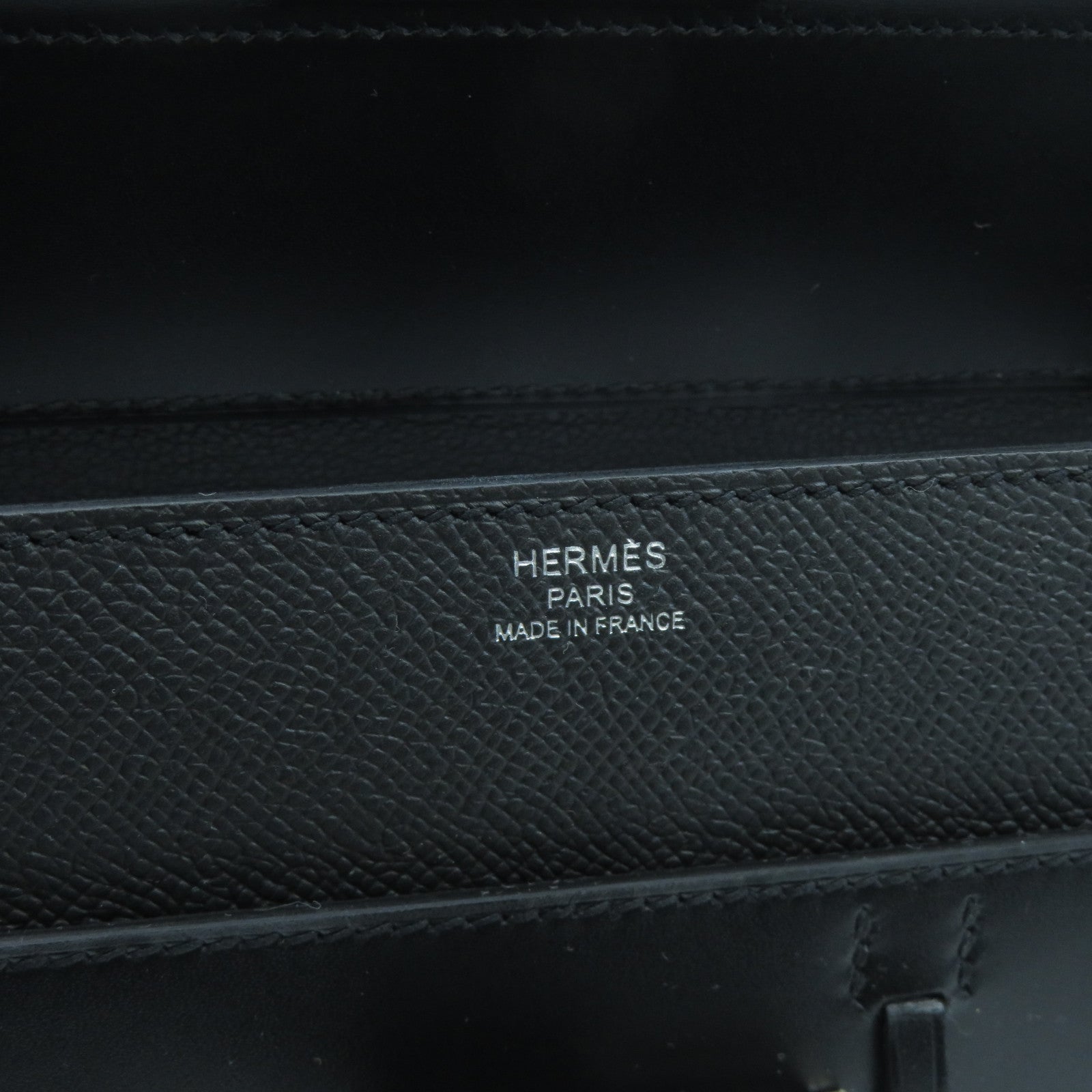 HERMES Swift皮革Sacabar 24銀扣肩背袋Noir黑色