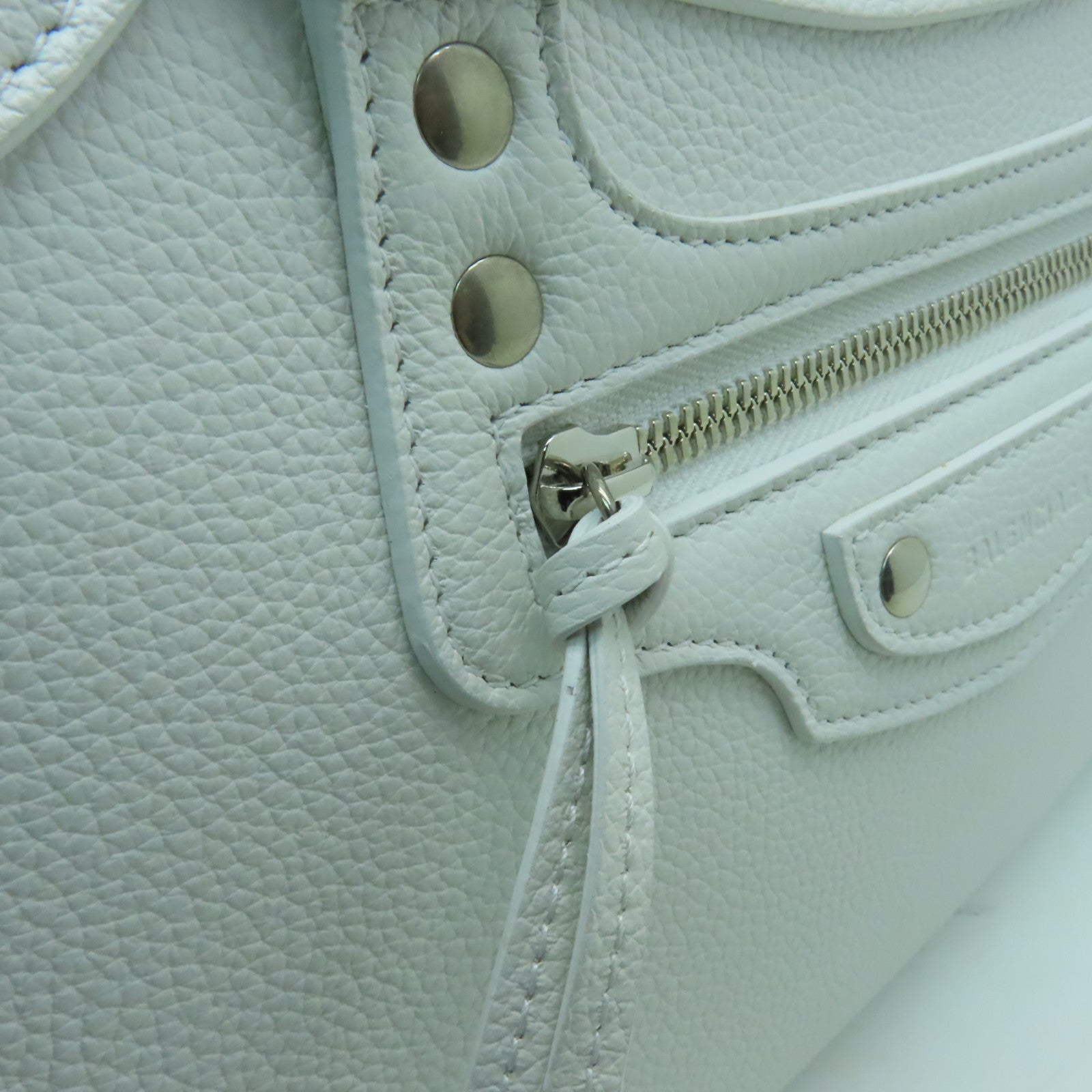 BALENCIAGA 牛皮皮革Neo Classic City S Bag銀扣手挽肩背兩用袋白色