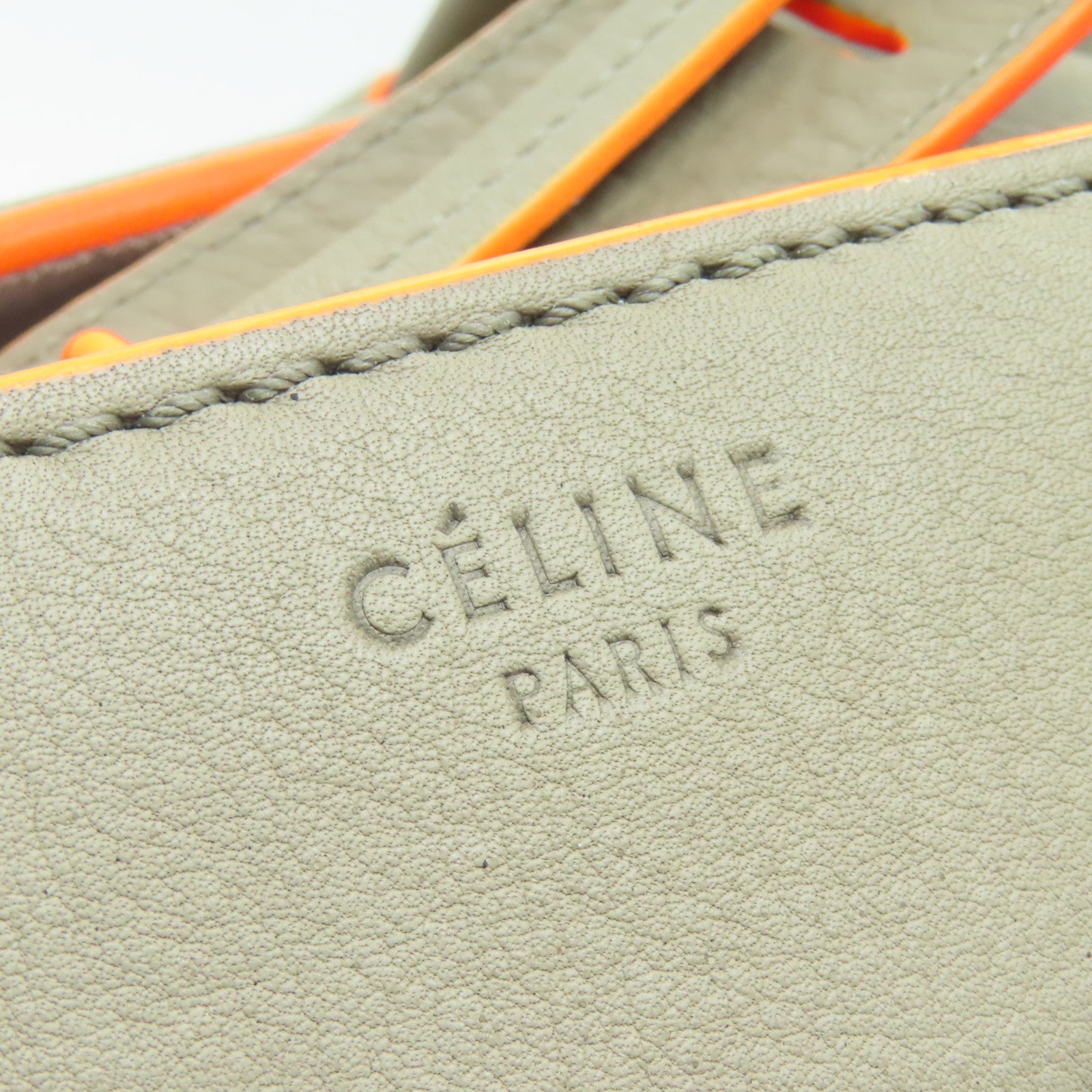 CELINE 牛皮皮革Luggage Phantom手挽袋米色