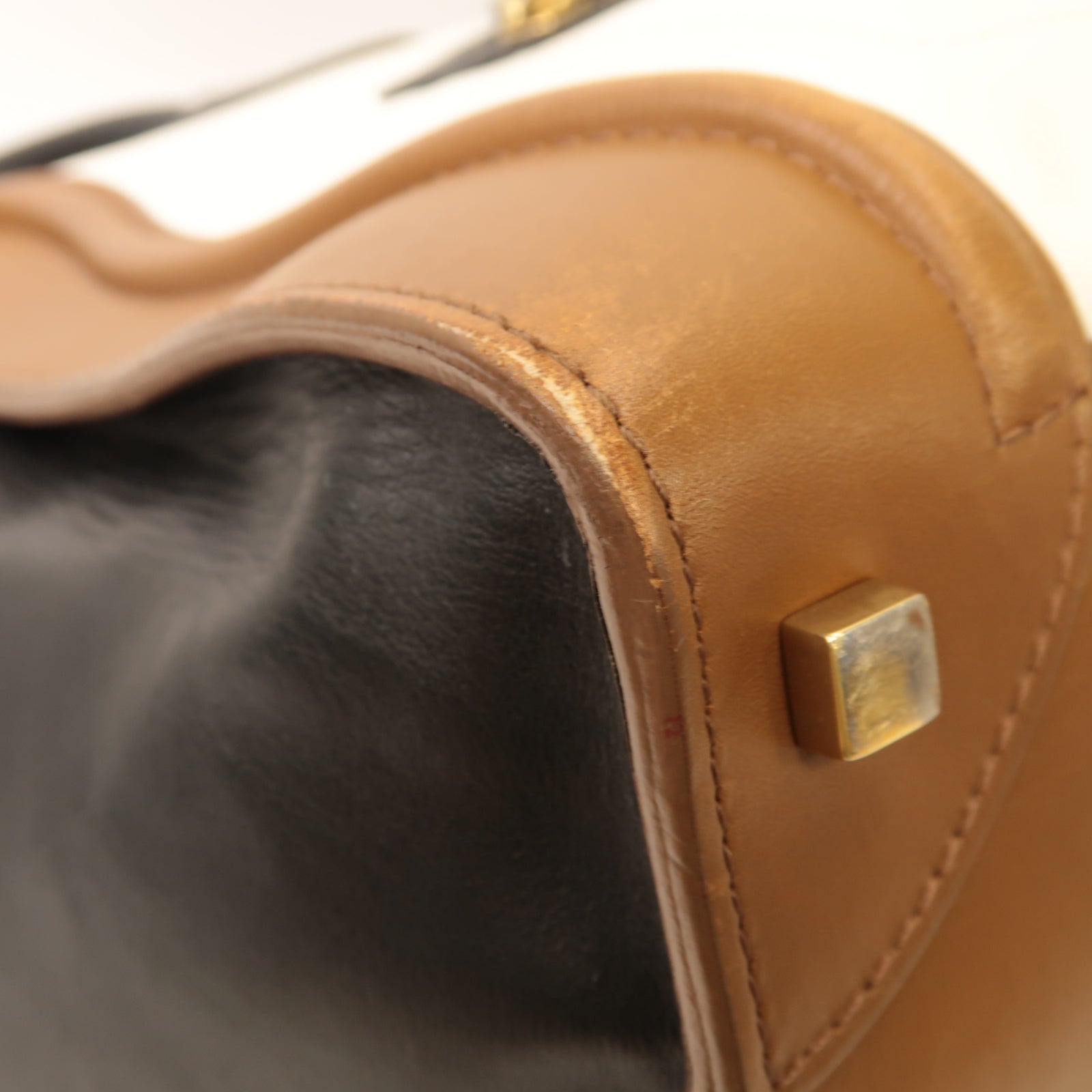 CELINE 牛皮皮革Mini Luggage Handbag金扣手挽袋白色/黑色/啡色