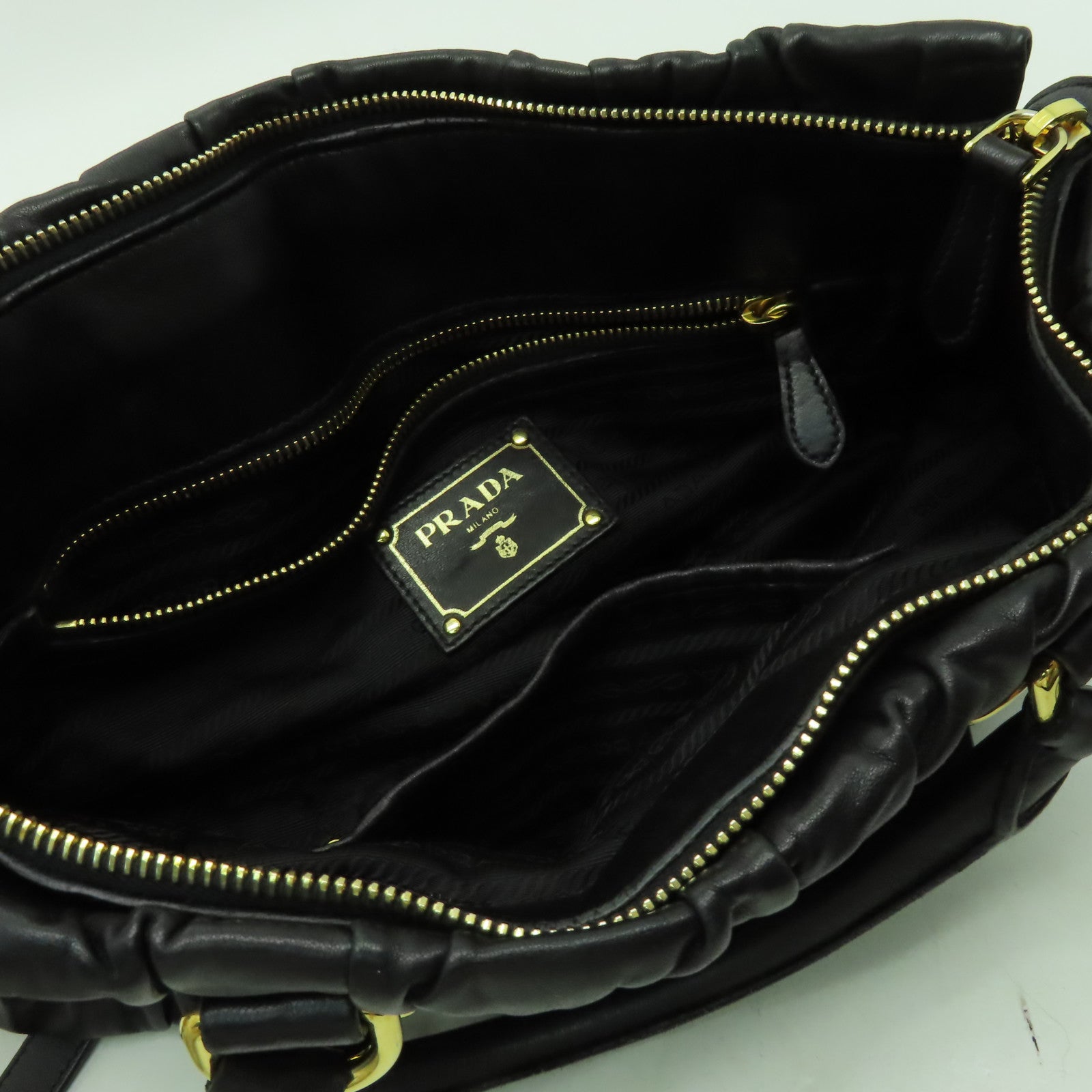 PRADA 牛皮皮革2 Way Shoulder金扣手挽肩背兩用袋黑色