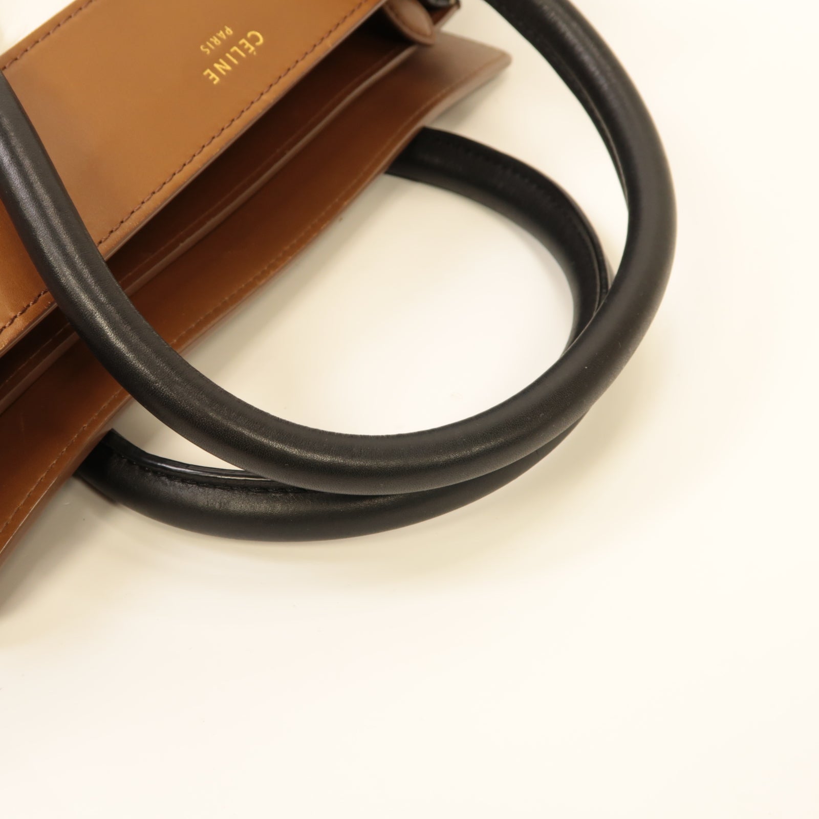 CELINE 牛皮皮革Mini Luggage Handbag金扣手挽袋白色/黑色/啡色