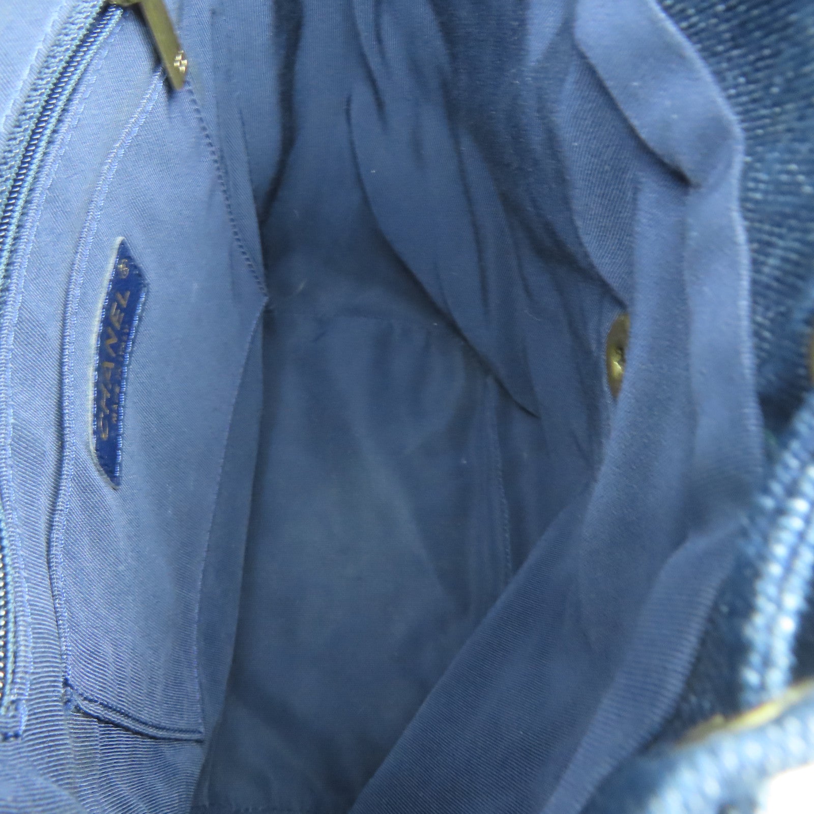 CHANEL 菱格牛仔布Backpack金扣背包藍色