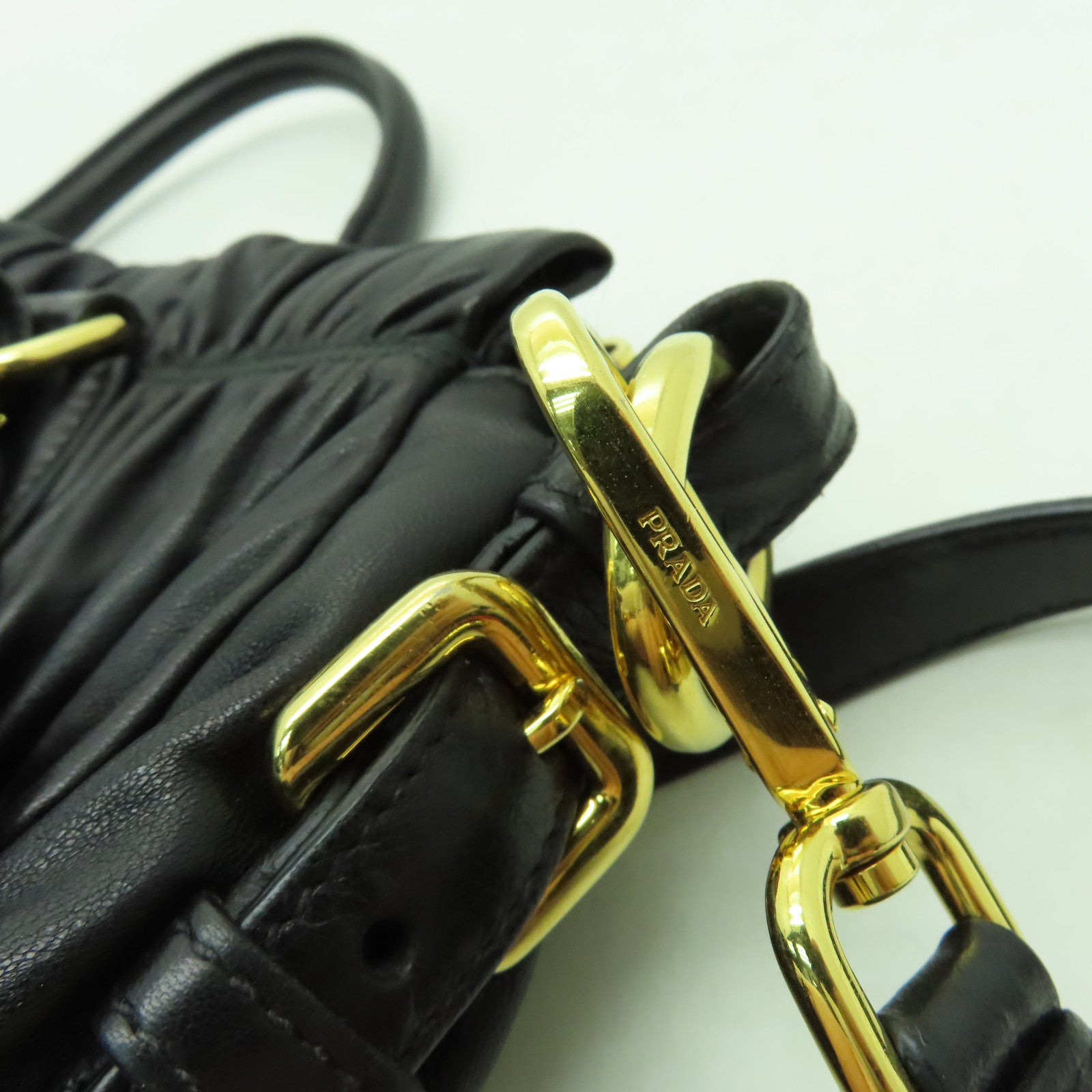 PRADA 牛皮皮革2 Way Shoulder金扣手挽肩背兩用袋黑色