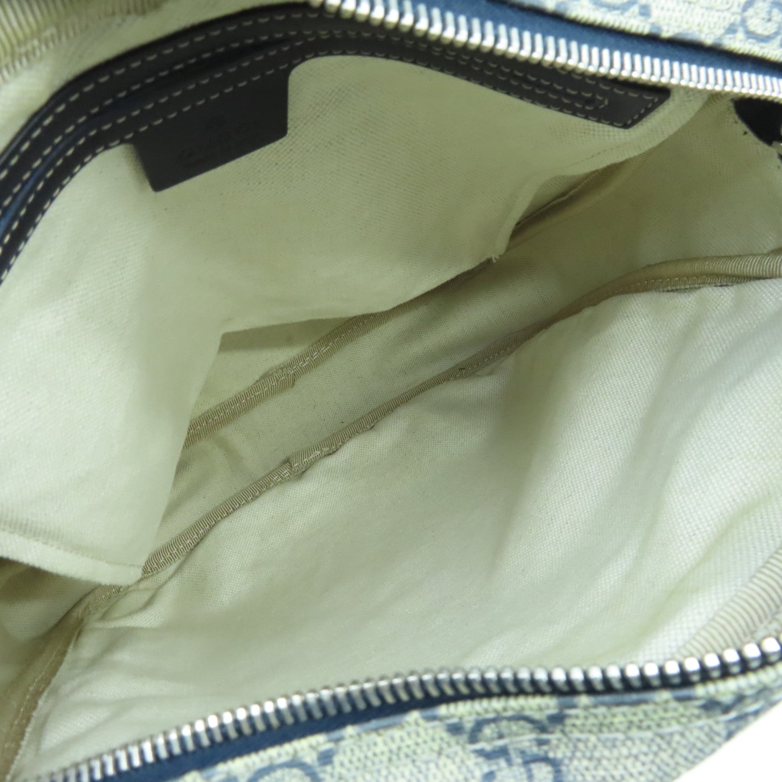 GUCCI 塗層帆布Shoulder Bag銀扣肩背袋藍色米色
