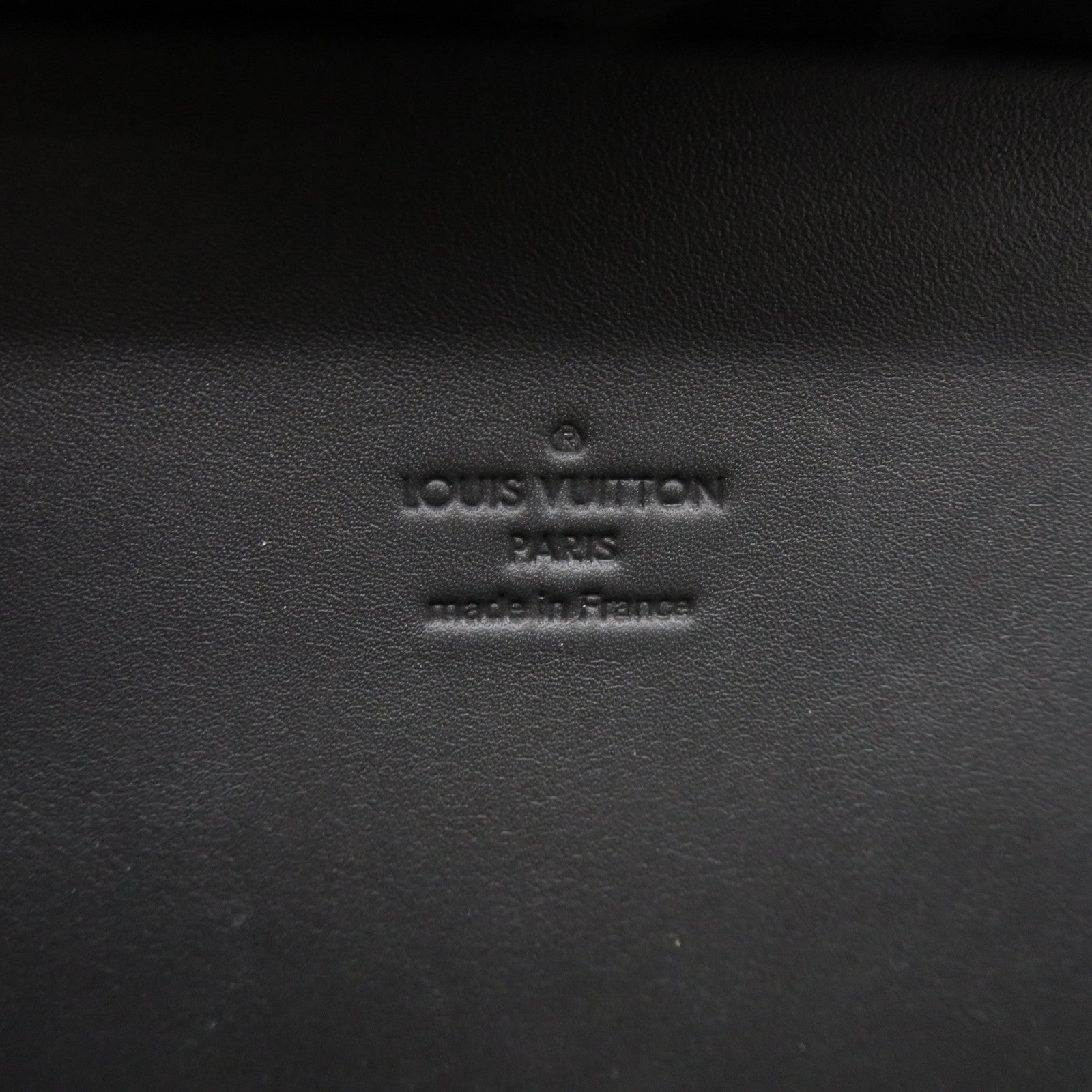 LOUIS VUITTON Mono Eclipse Clutch Box Shoulder Bag肩背袋黑色