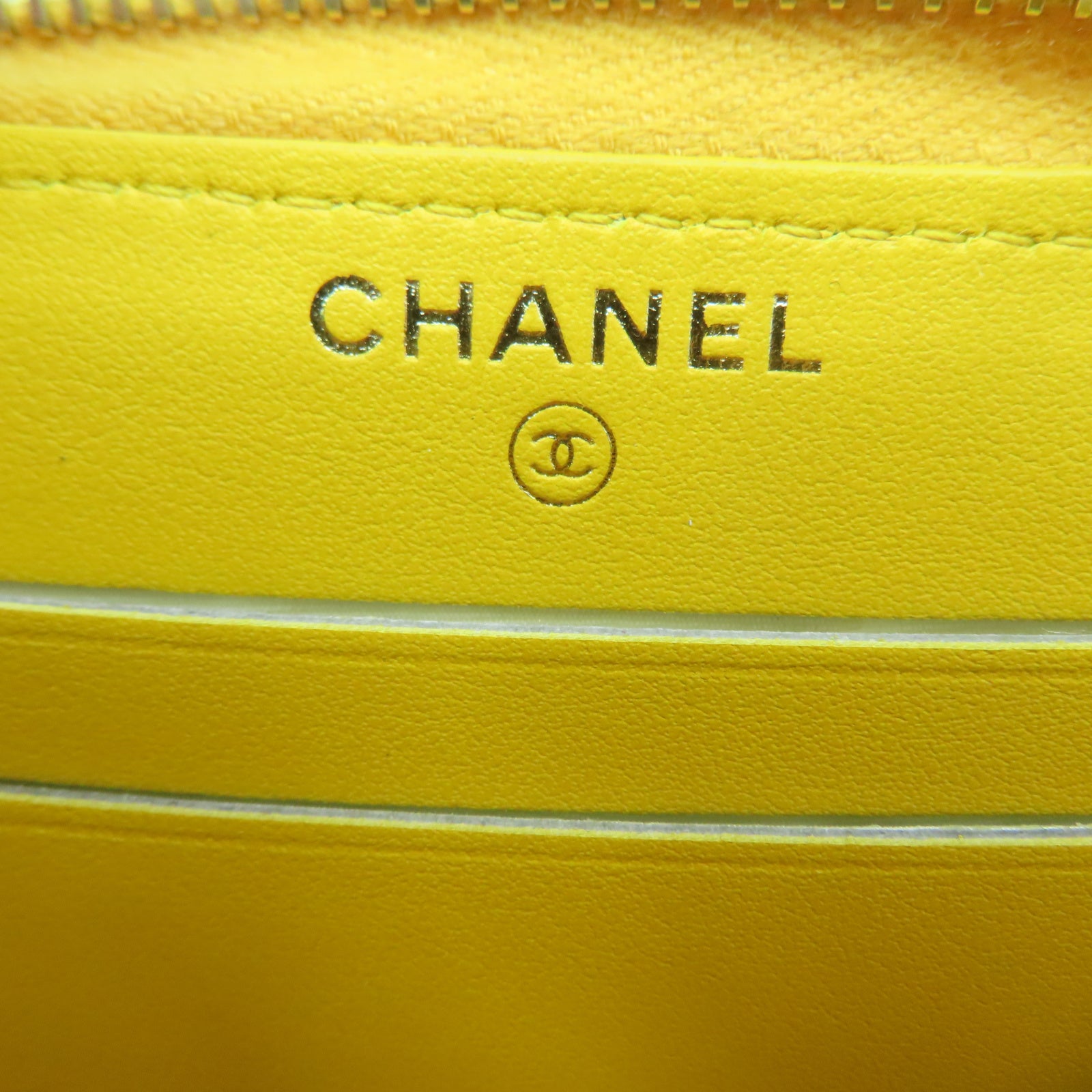 CHANEL 菱格Caviar皮革Wallet金扣錢包黃色