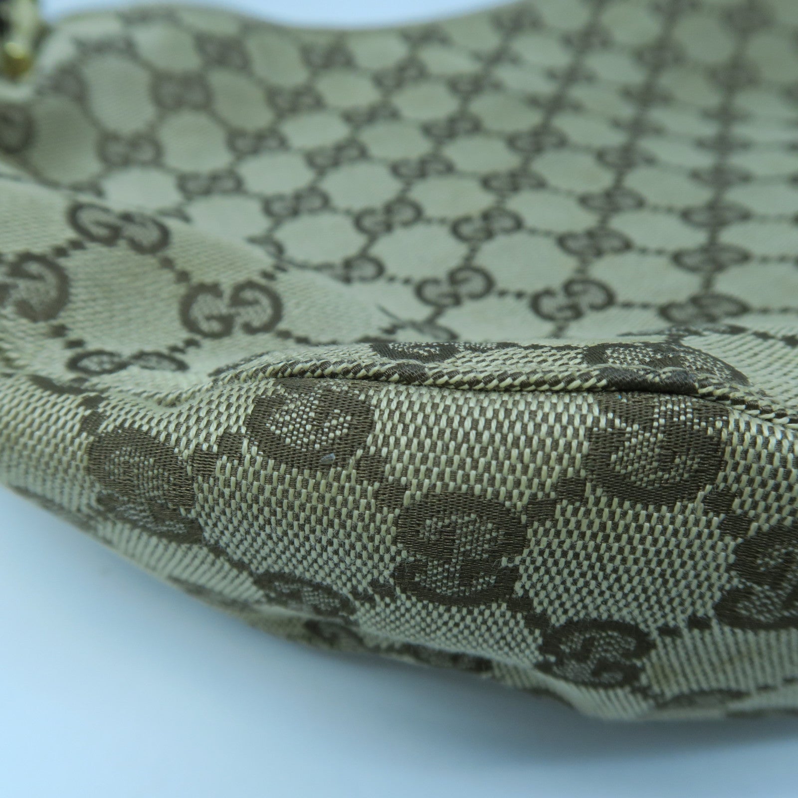 GUCCI 帆布Shoulder Bag金扣肩背袋啡色