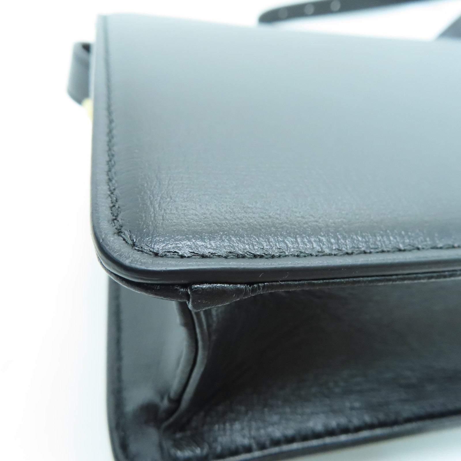 GUCCI 牛皮皮革Shoulder Bag金扣肩背袋黑色