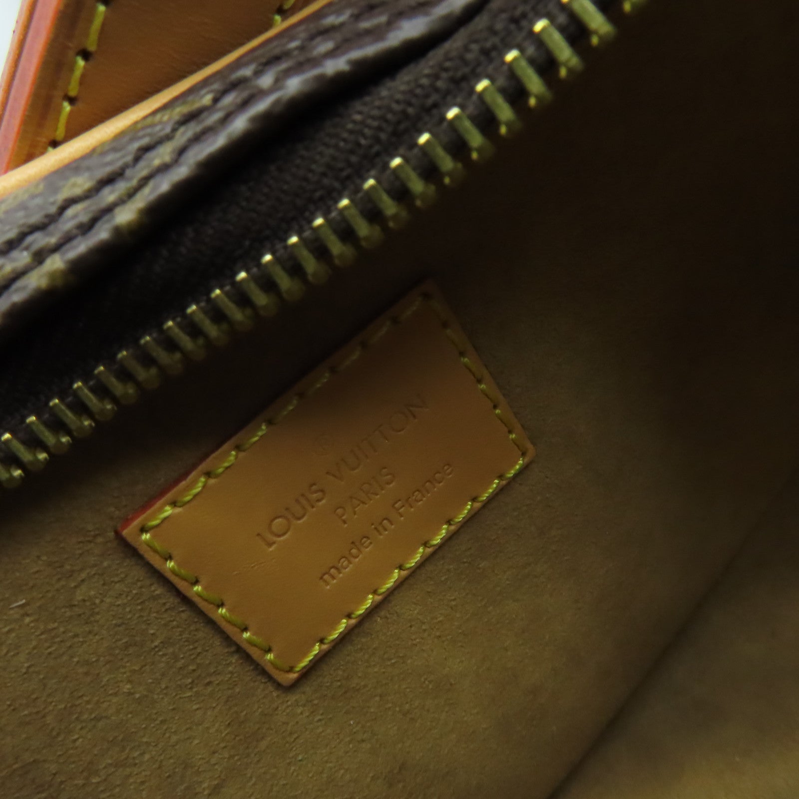LOUIS VUITTON Monogram Loop Shoulder Bag金扣鏈帶手挽肩背兩用袋啡色