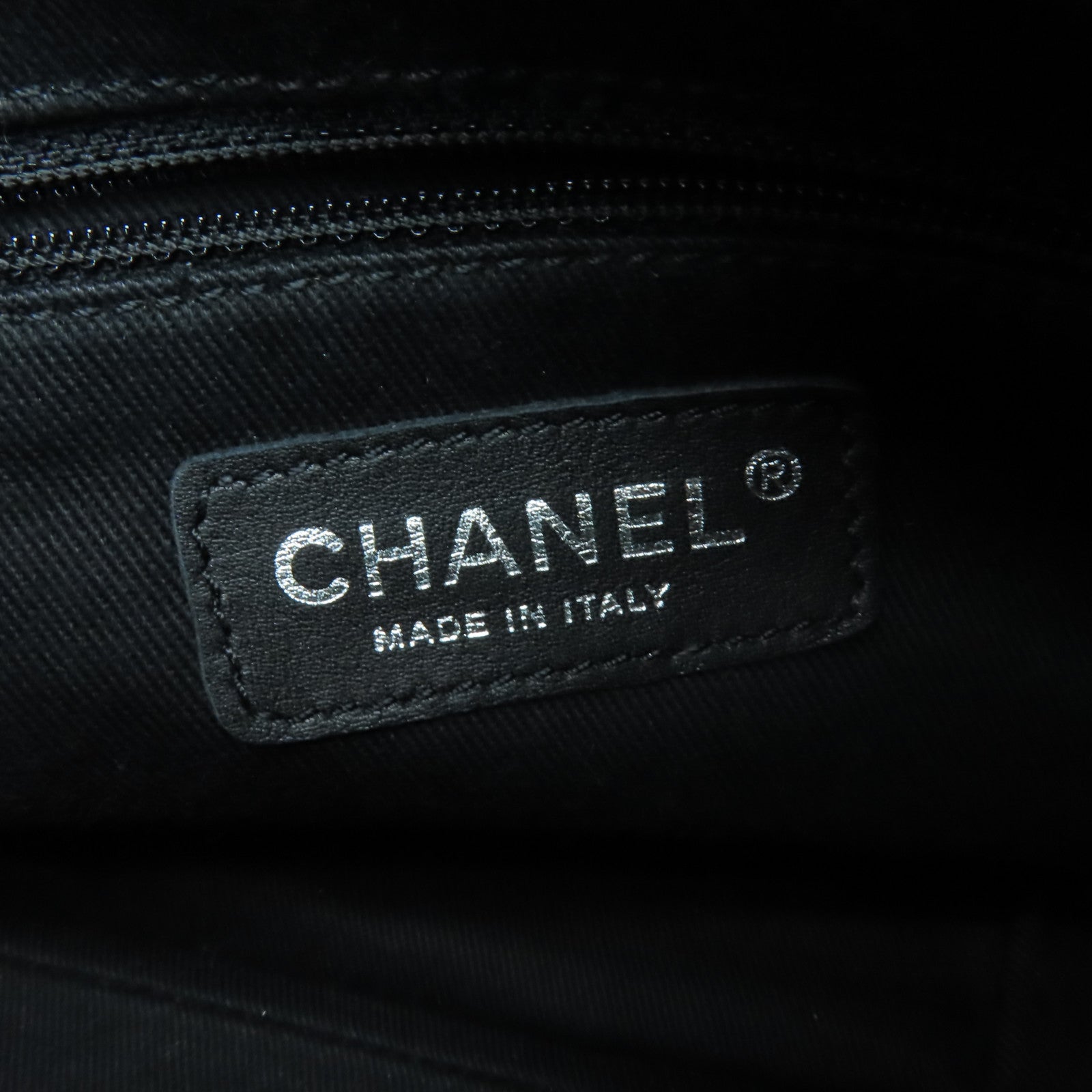 CHANEL 羊皮皮革Chain Shoulder銀扣鏈帶肩背袋紫色