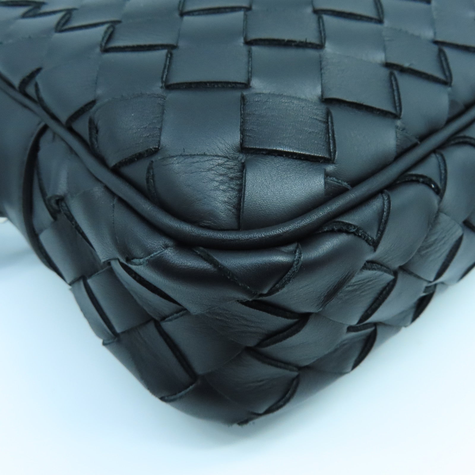 BOTTEGA VENETA 織紋皮革Small Intrecciato Camera Bag銀扣肩背袋黑色