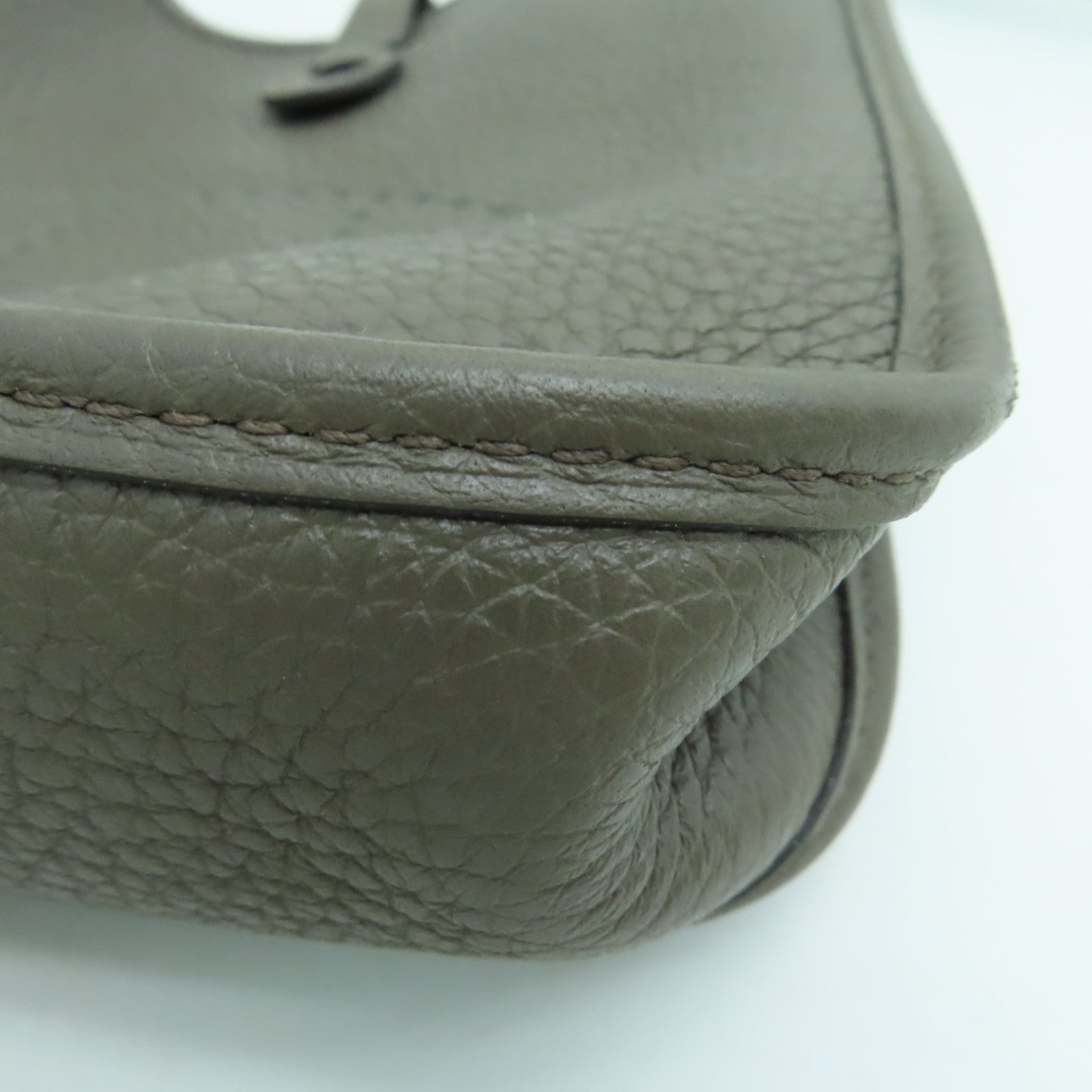 HERMES Clemence皮革Mini Evelyne One Shoulder銀扣肩背袋灰色
