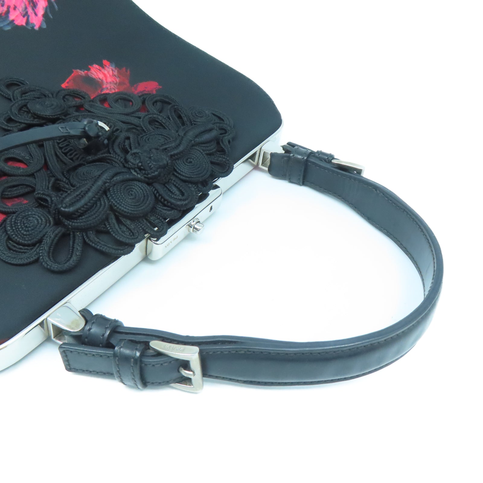 PRADA 尼龍Hand Bag銀扣手挽袋黑色