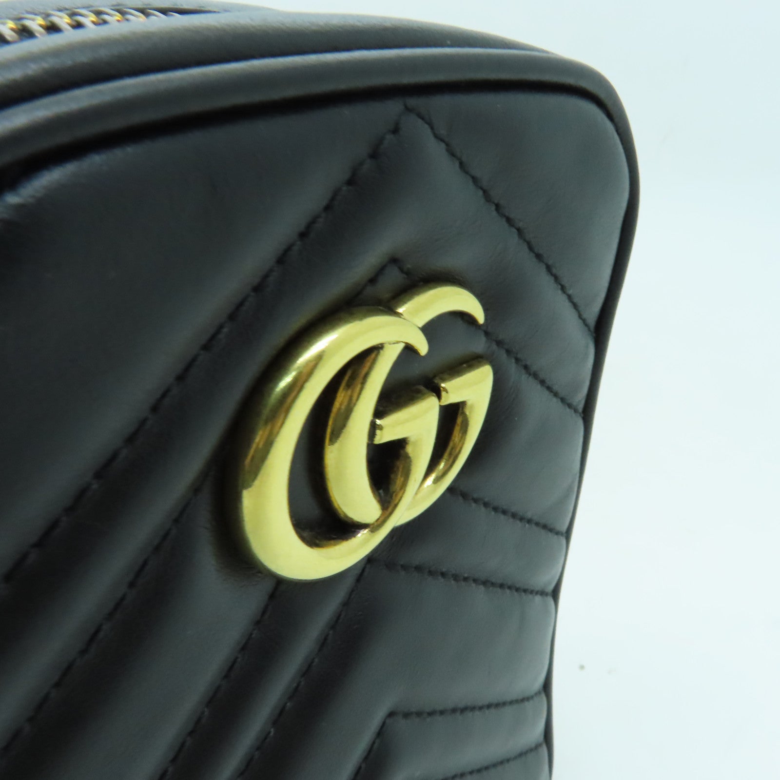 GUCCI 羊皮皮革GG Marmont Mini金扣鏈帶肩背袋黑色