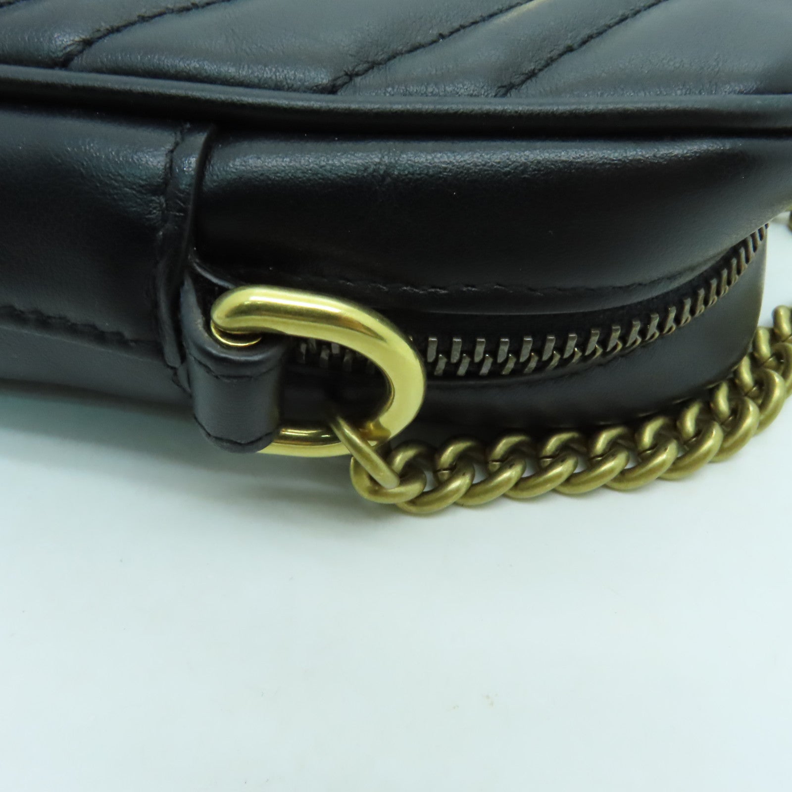 GUCCI 羊皮皮革GG Marmont Mini金扣鏈帶肩背袋黑色