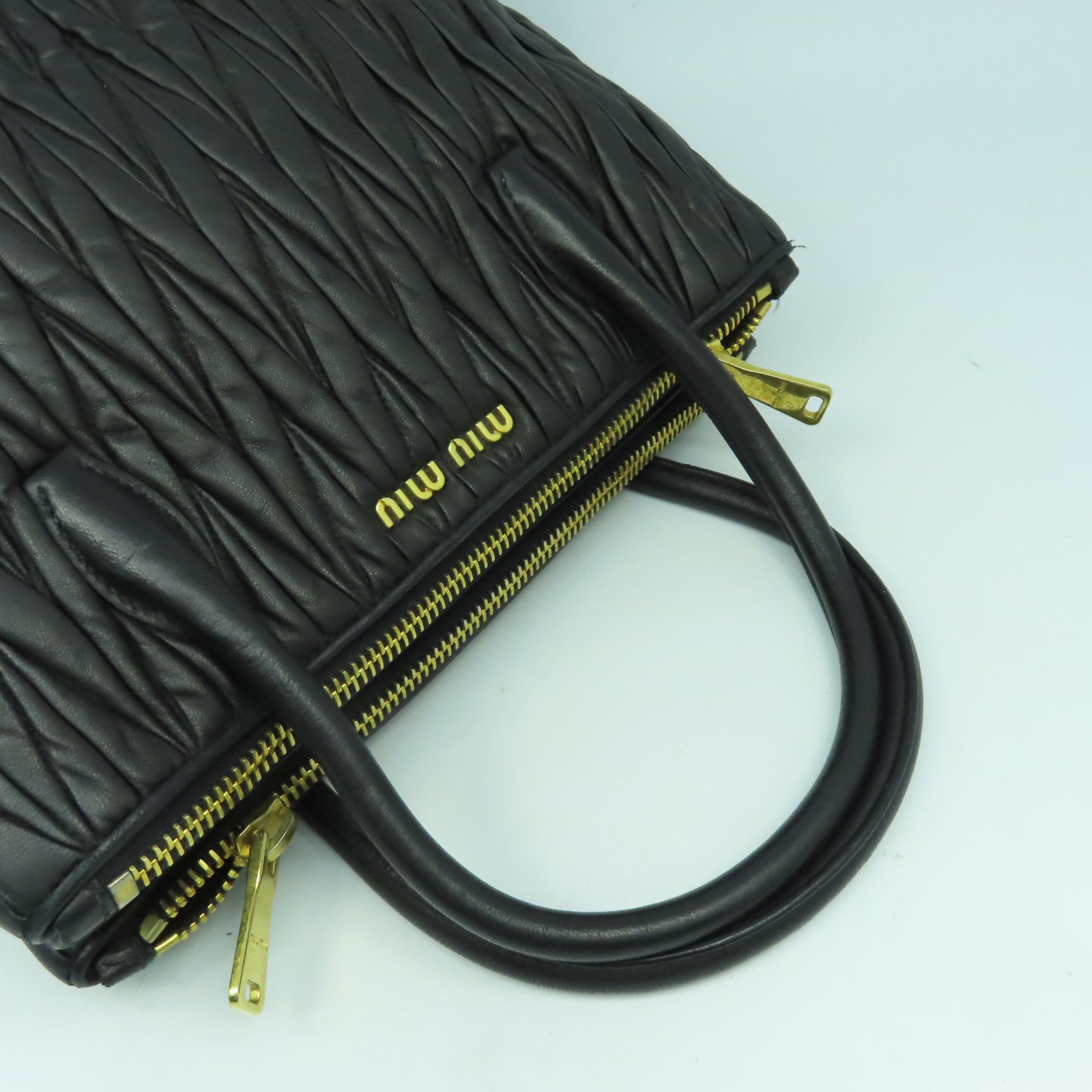 Miu Miu 羊皮皮革2 Way Shoulder Bag金扣手挽肩背兩用袋黑色