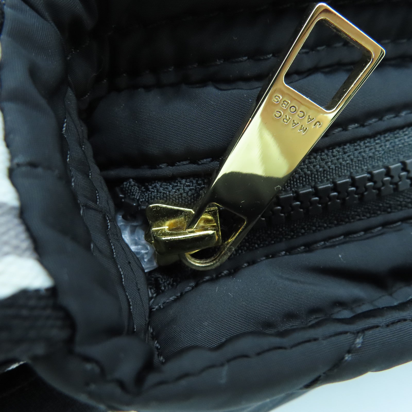 MARC JACOBS Nylon Shoulder Bag Gold Buckle Shoulder Bag Black