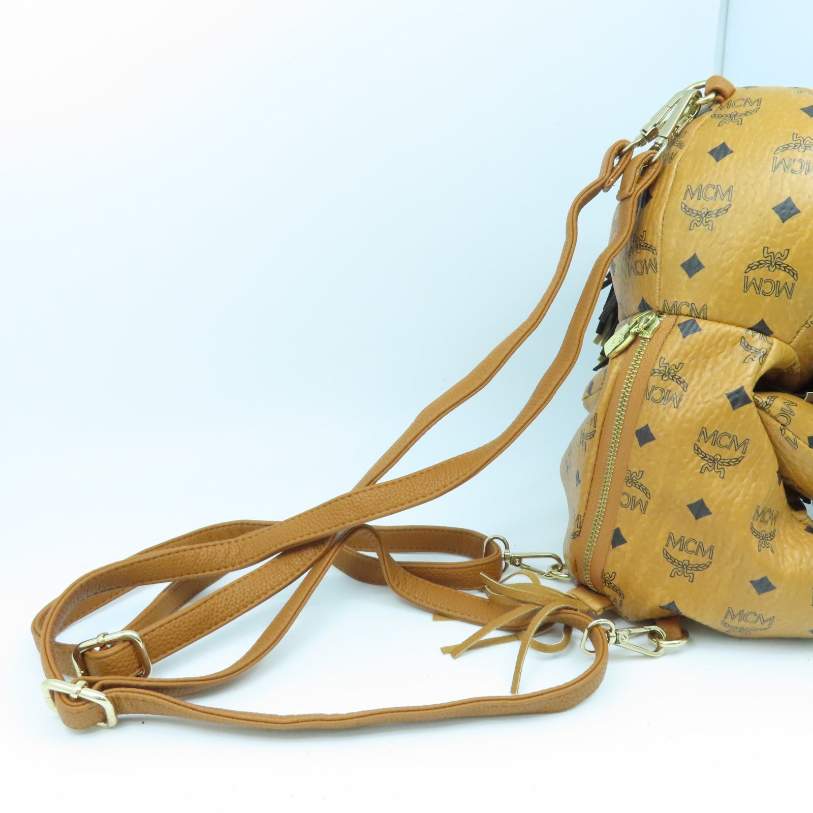 MCM 牛皮皮革Backpack金扣背包啡色