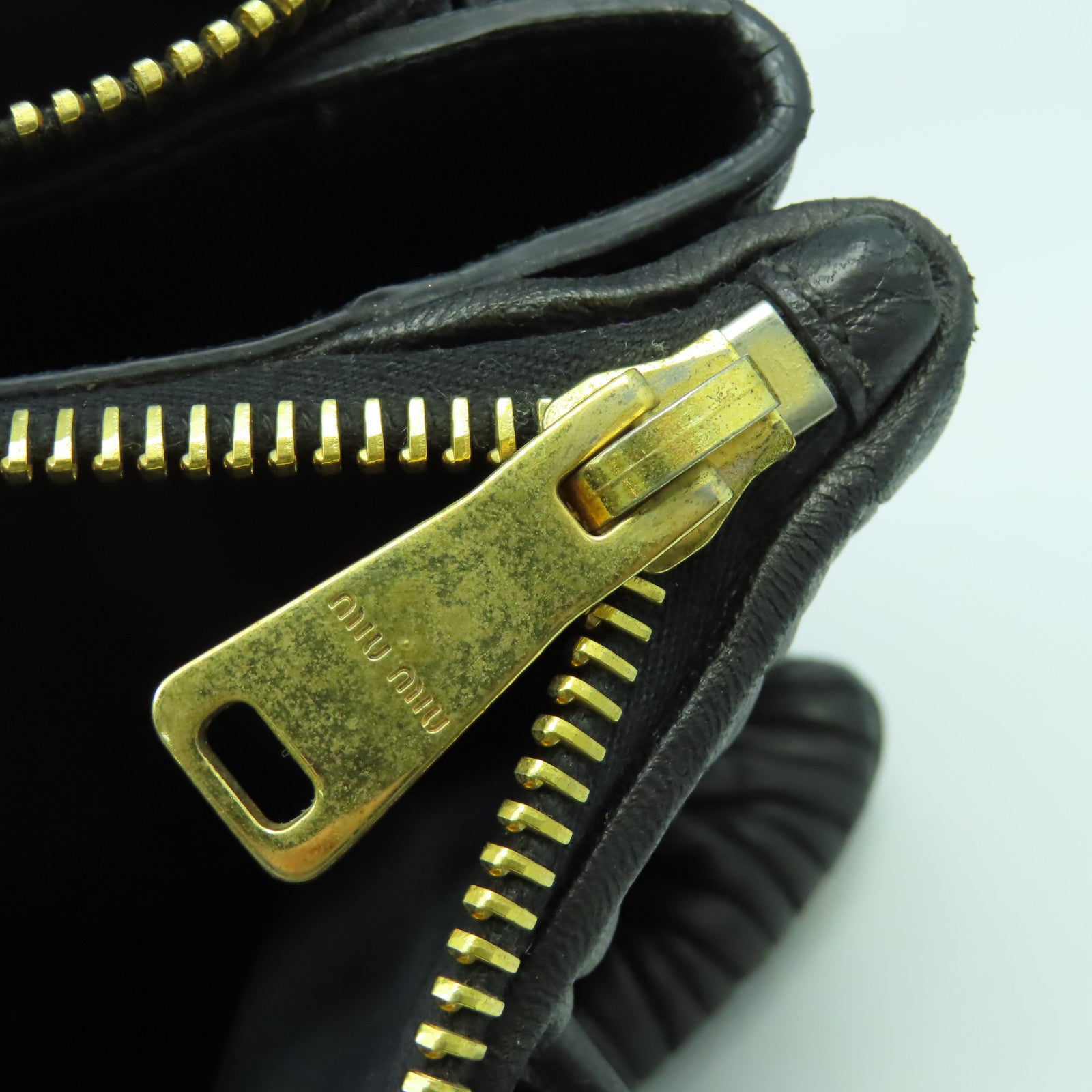 Miu Miu 羊皮皮革2 Way Shoulder Bag金扣手挽肩背兩用袋黑色