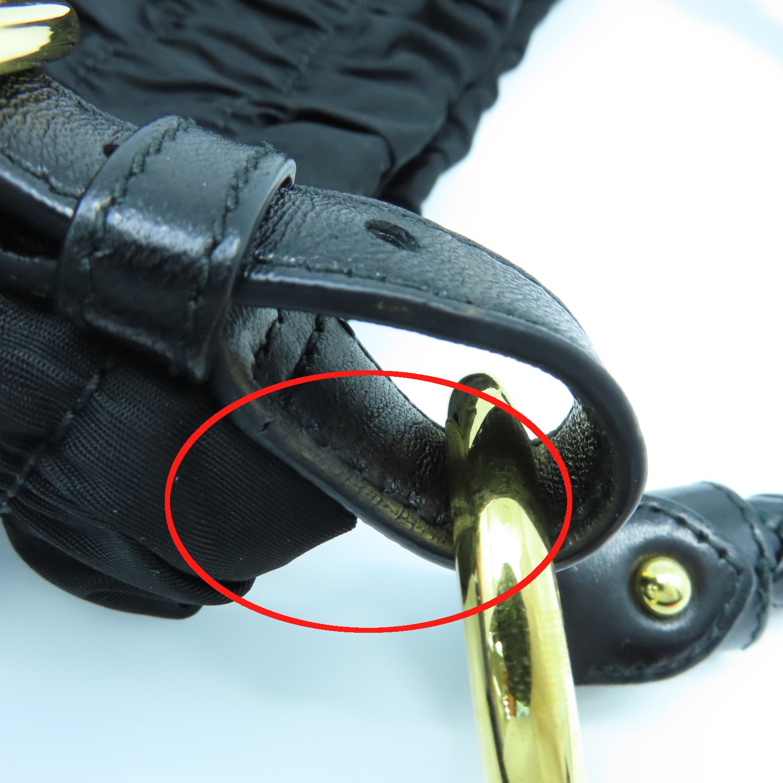 PRADA 尼龍Handbag金扣手挽袋黑色