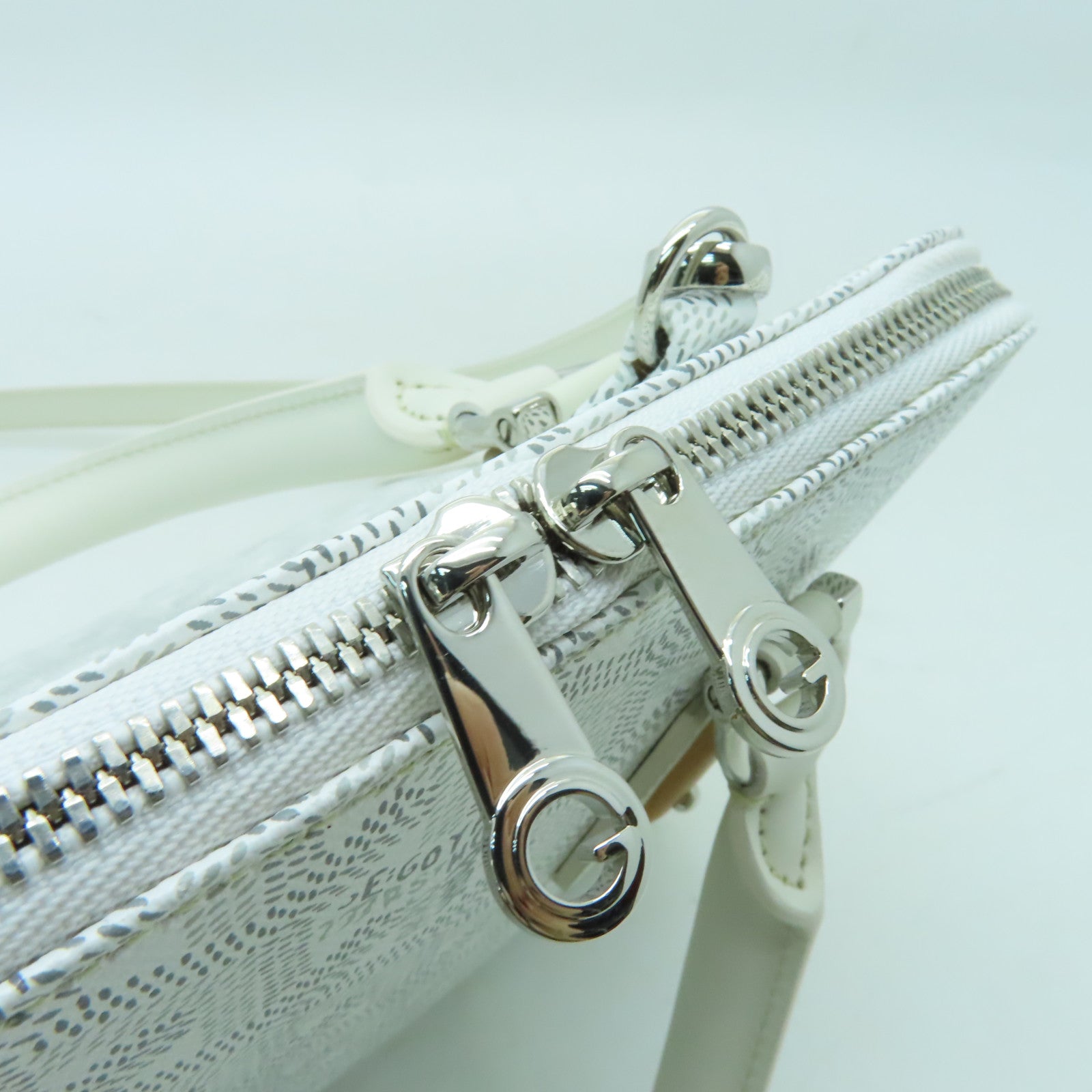 GOYARD 塗層帆布/皮革Vendome Mini銀扣手挽肩背兩用袋白色