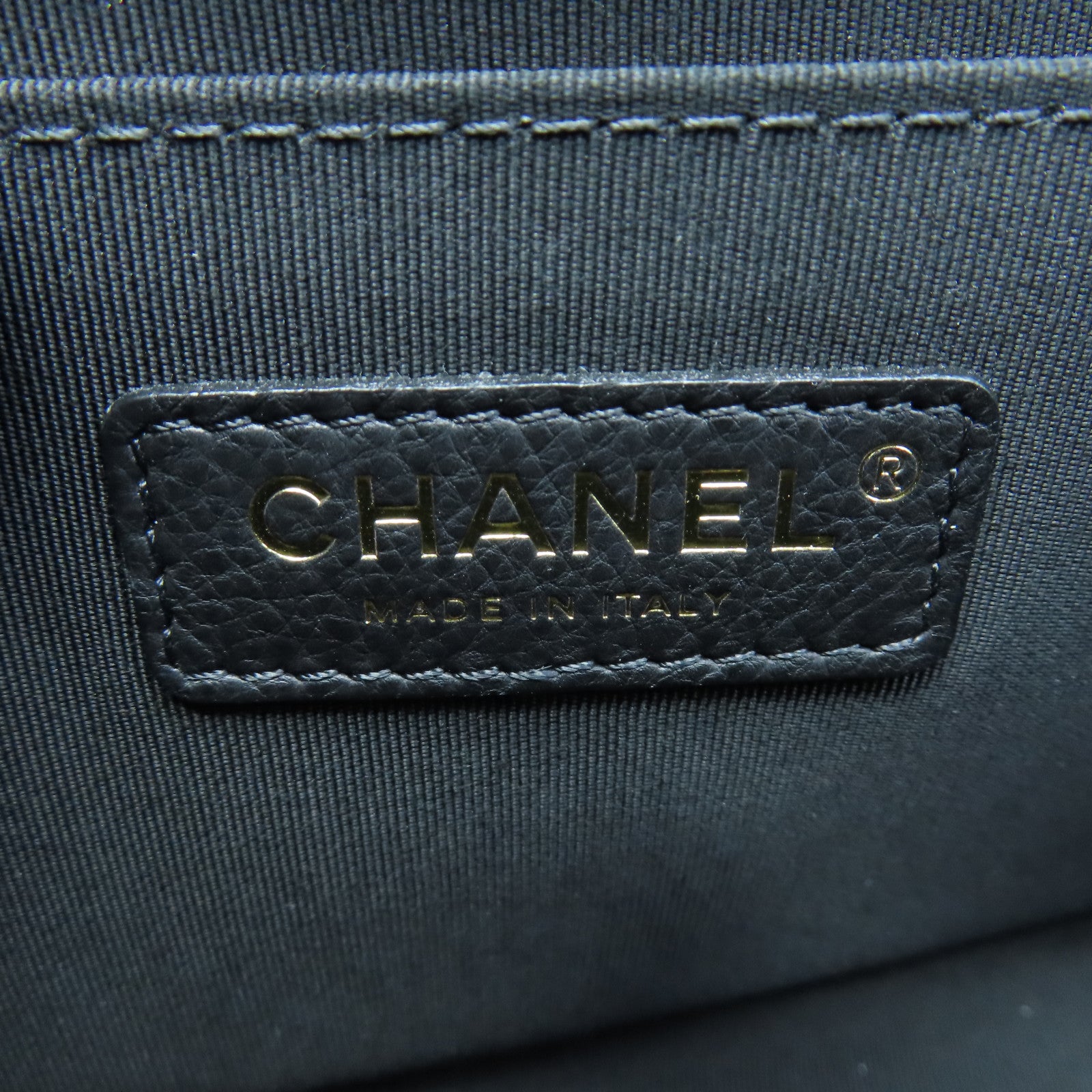 CHANEL 【激減優惠】斜紋牛皮皮革Chain Shoulder金扣鏈帶肩背袋黑色