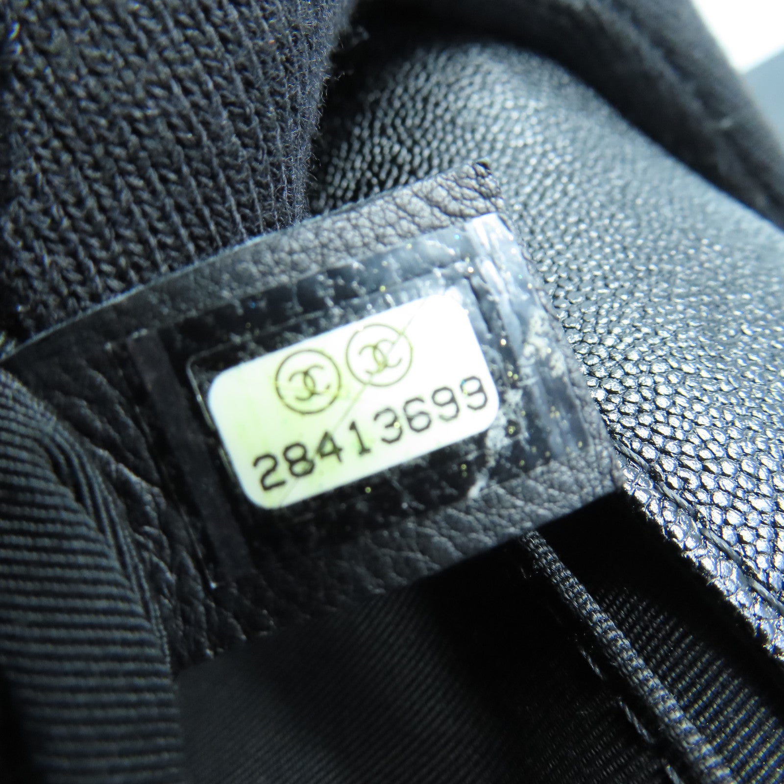 CHANEL 【激減優惠】斜紋牛皮皮革Chain Shoulder金扣鏈帶肩背袋黑色
