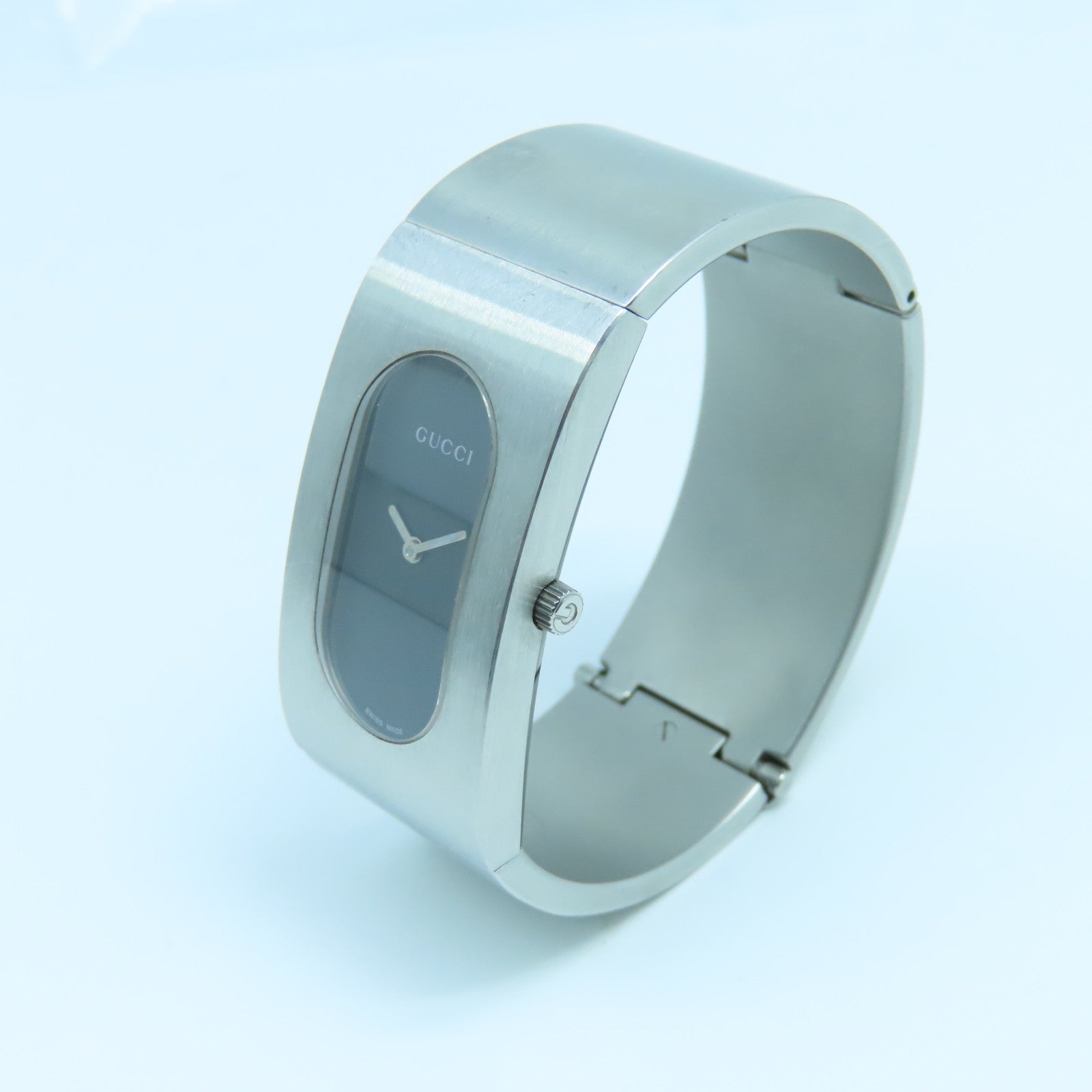 GUCCI 【激減優惠】Bangle Watch不鏽鋼手錶石英機芯黑色