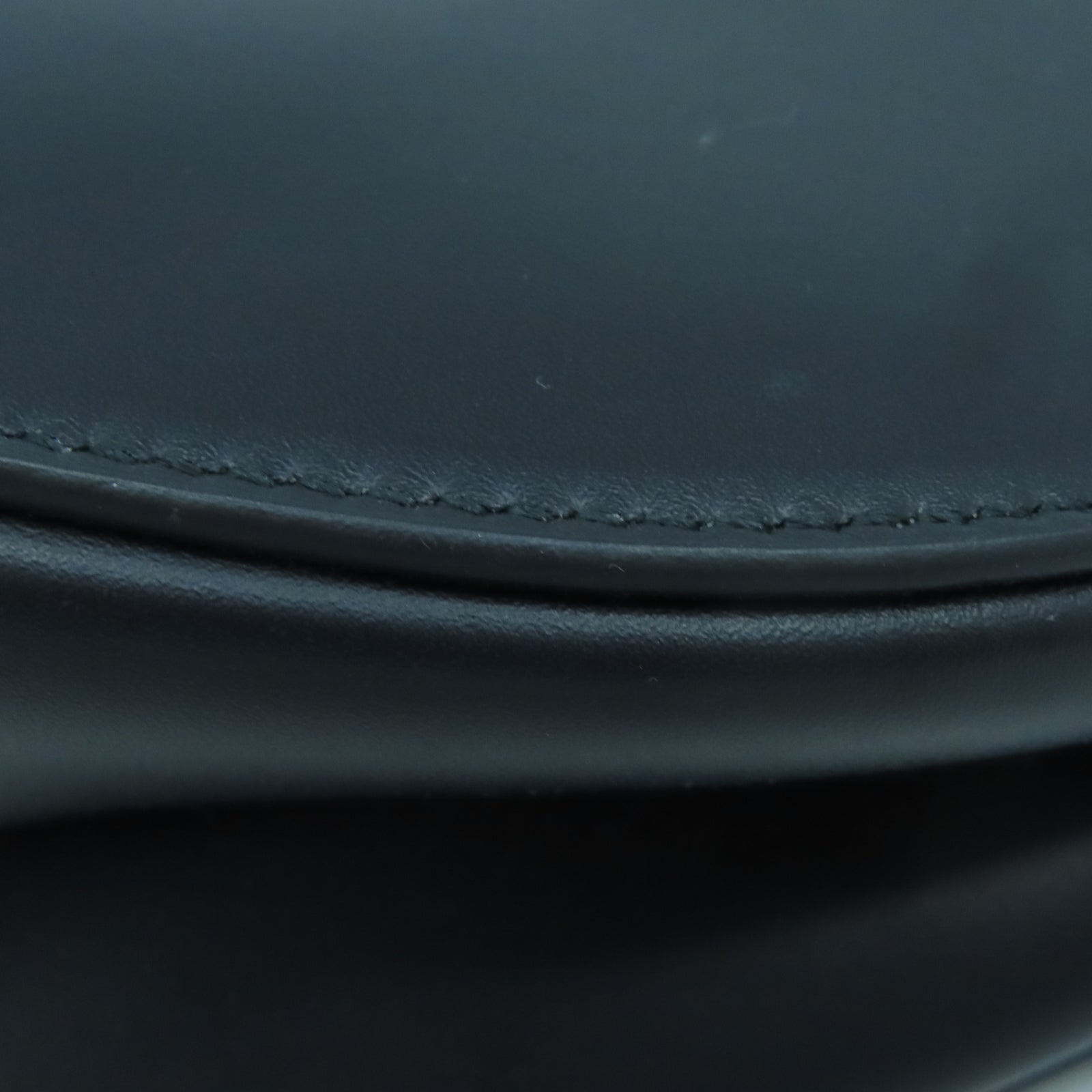 Dior 牛皮皮革Saddle bag金扣肩背袋黑色