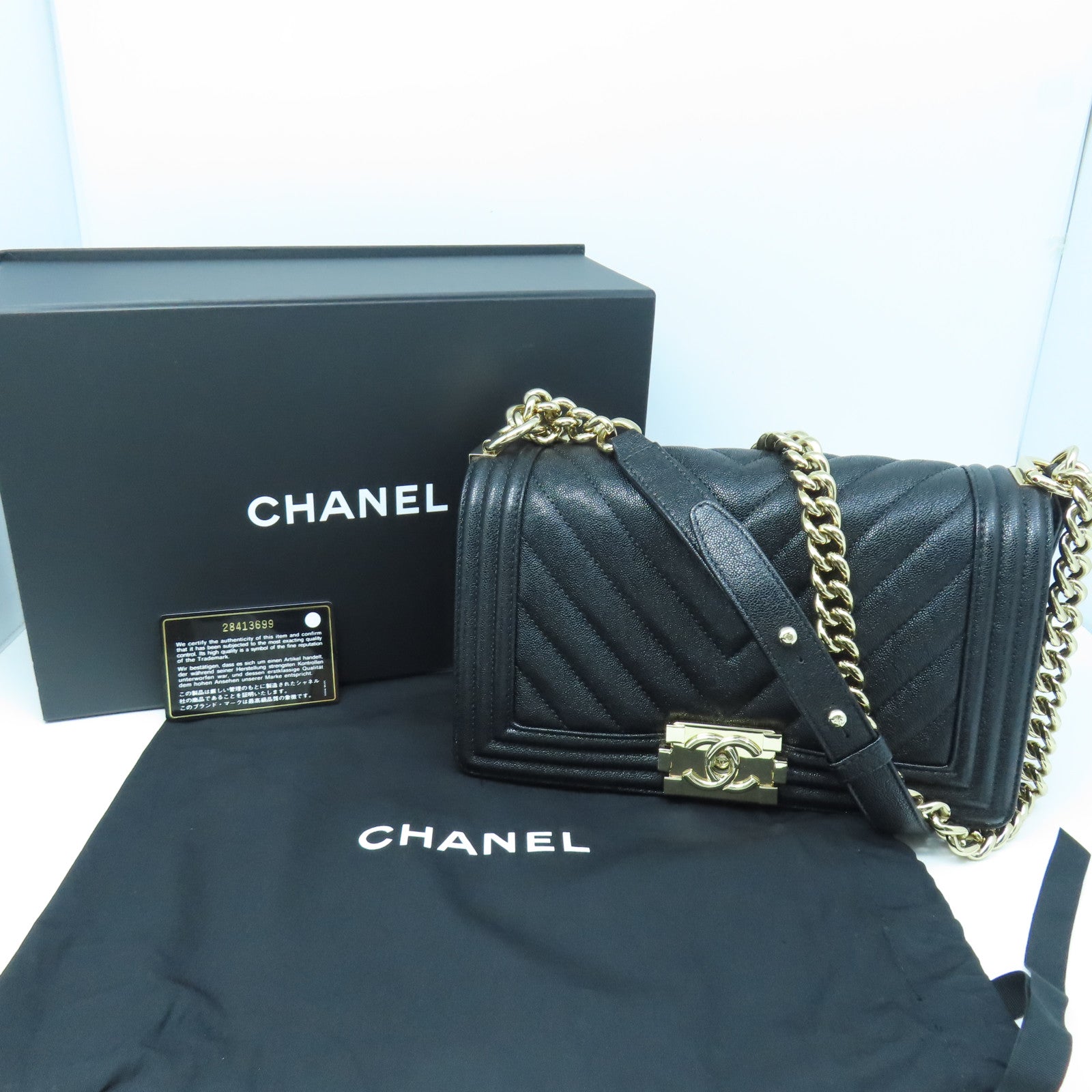 CHANEL 【激減優惠】斜紋牛皮皮革Chain Shoulder金扣鏈帶肩背袋黑色