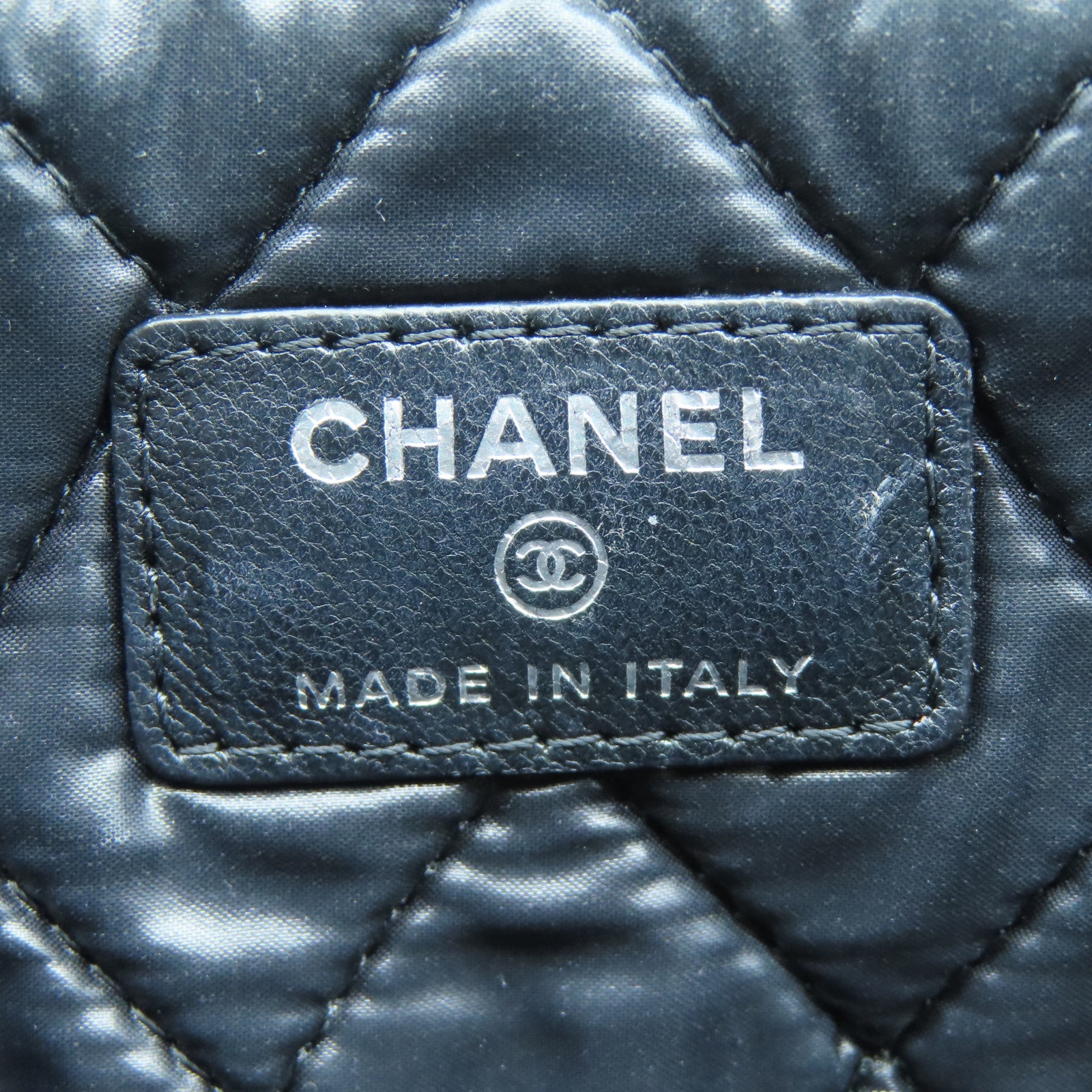 CHANEL 菱格羊皮皮革Pouch銀扣小袋黑色