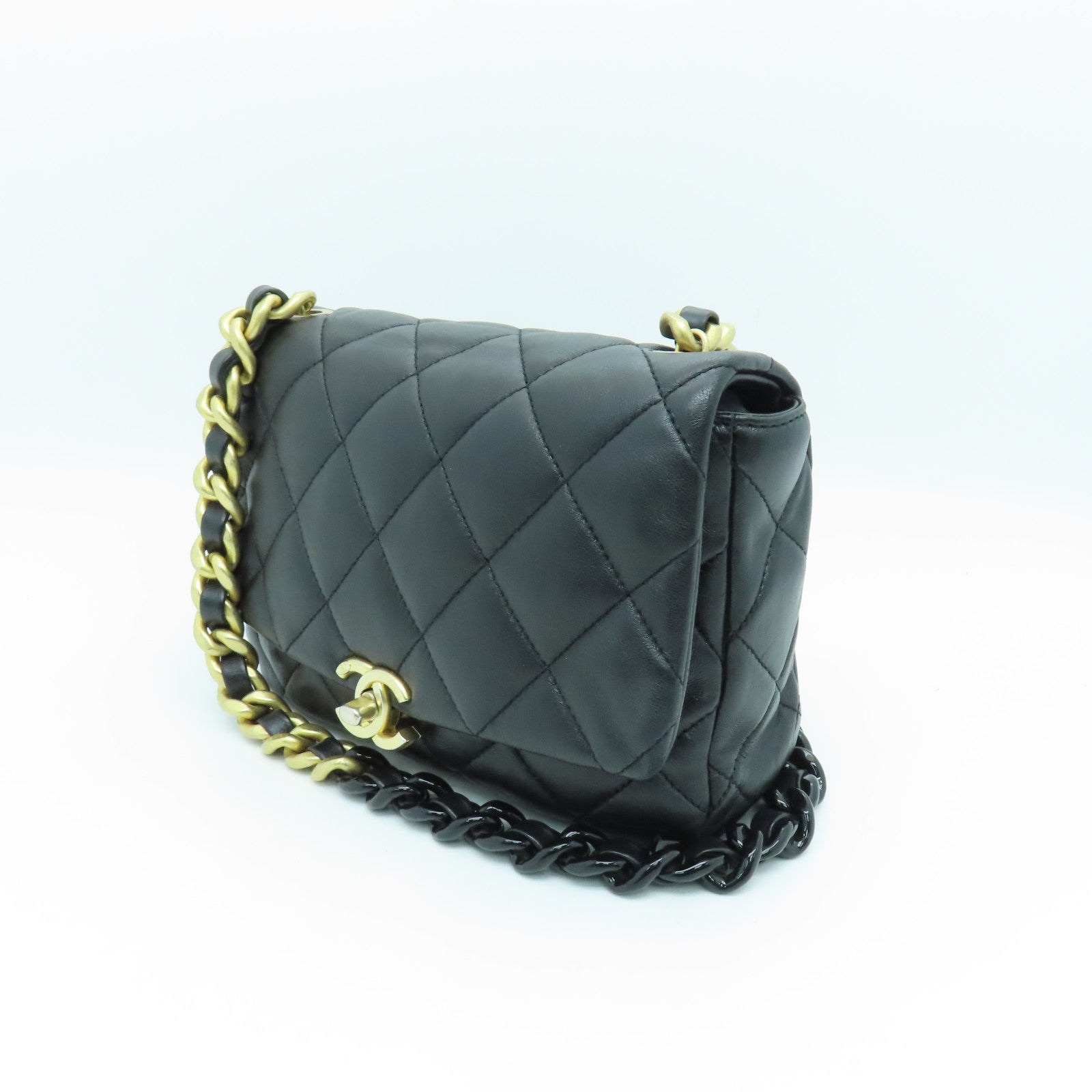 CHANEL rhombus sheepskin leather Small Flap Bag gold buckle chain shoulder bag black