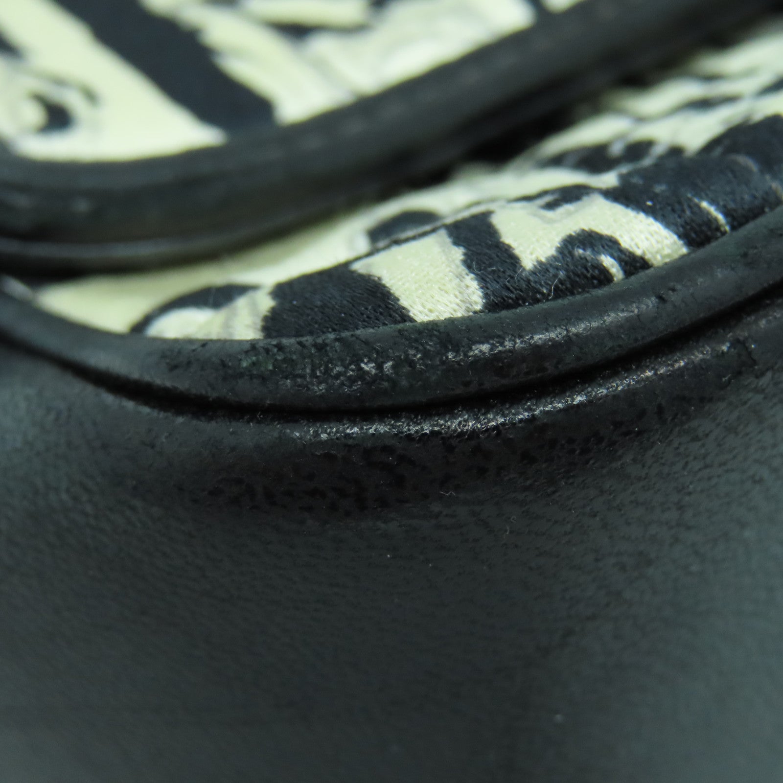 CHANEL Nylon Vintage Chain Shoulder Silver Buckle Chain Shoulder Bag White Black