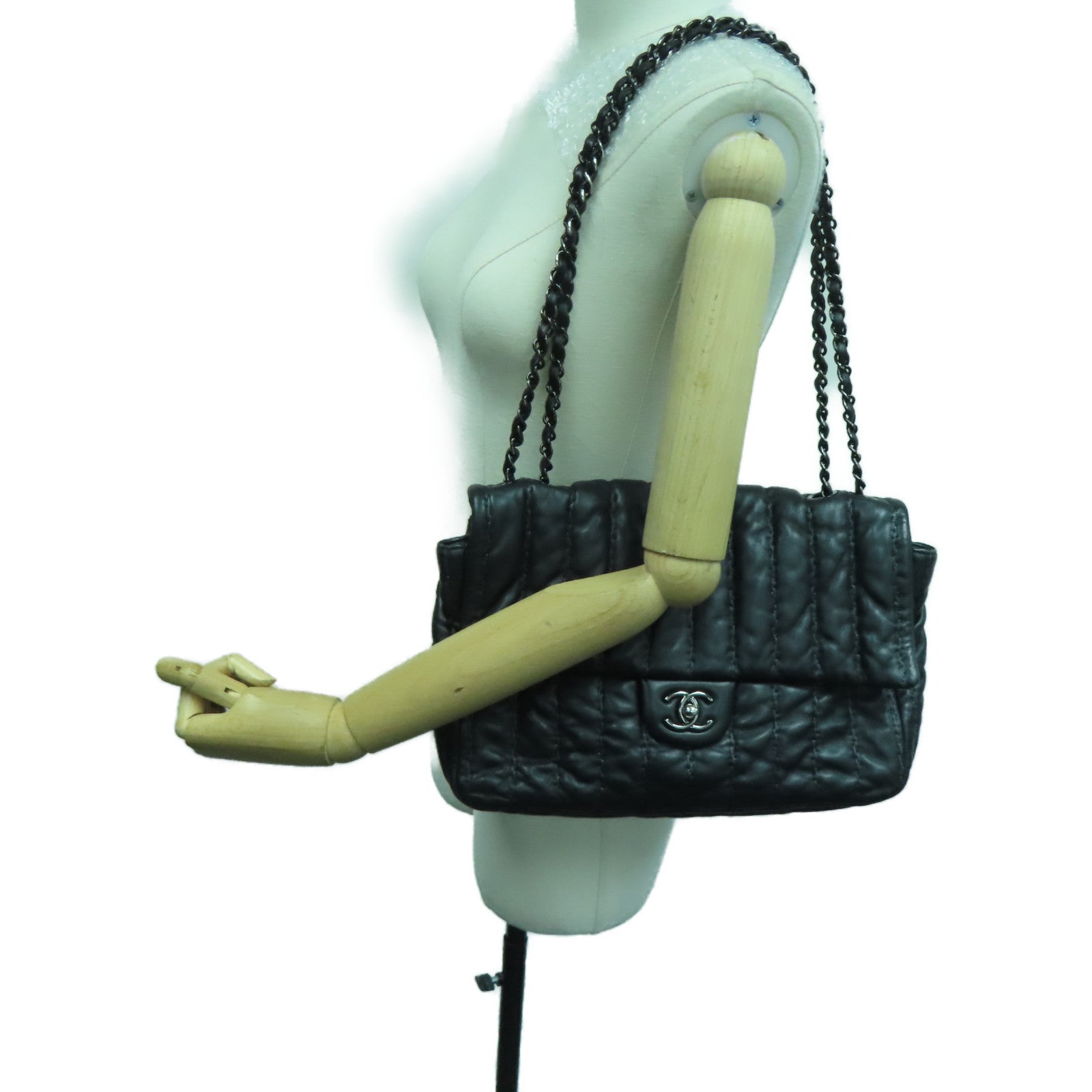 CHANEL 羊皮皮革Chain Shoulder Bag銀扣鏈帶肩背袋黑色