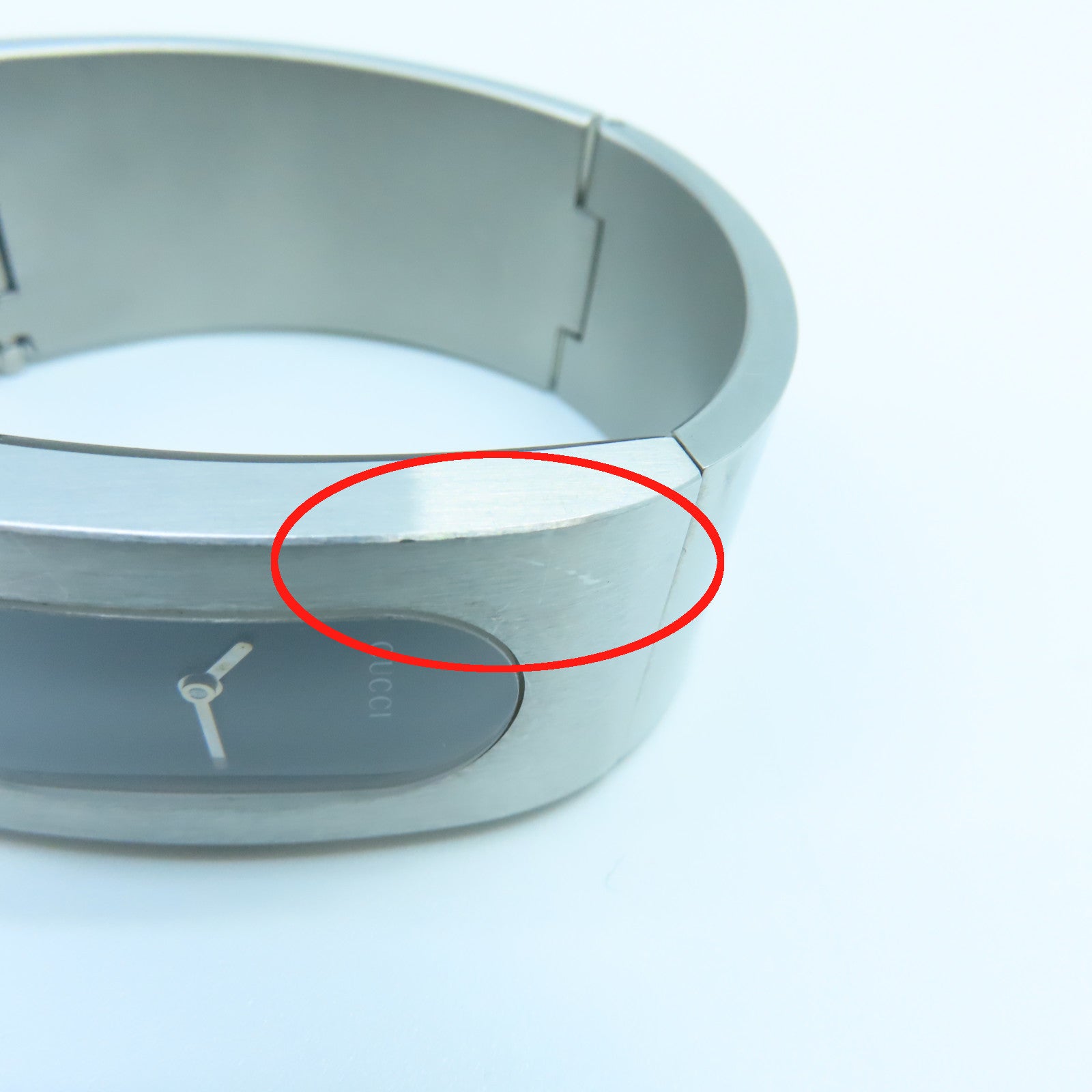 GUCCI 【激減優惠】Bangle Watch不鏽鋼手錶石英機芯黑色