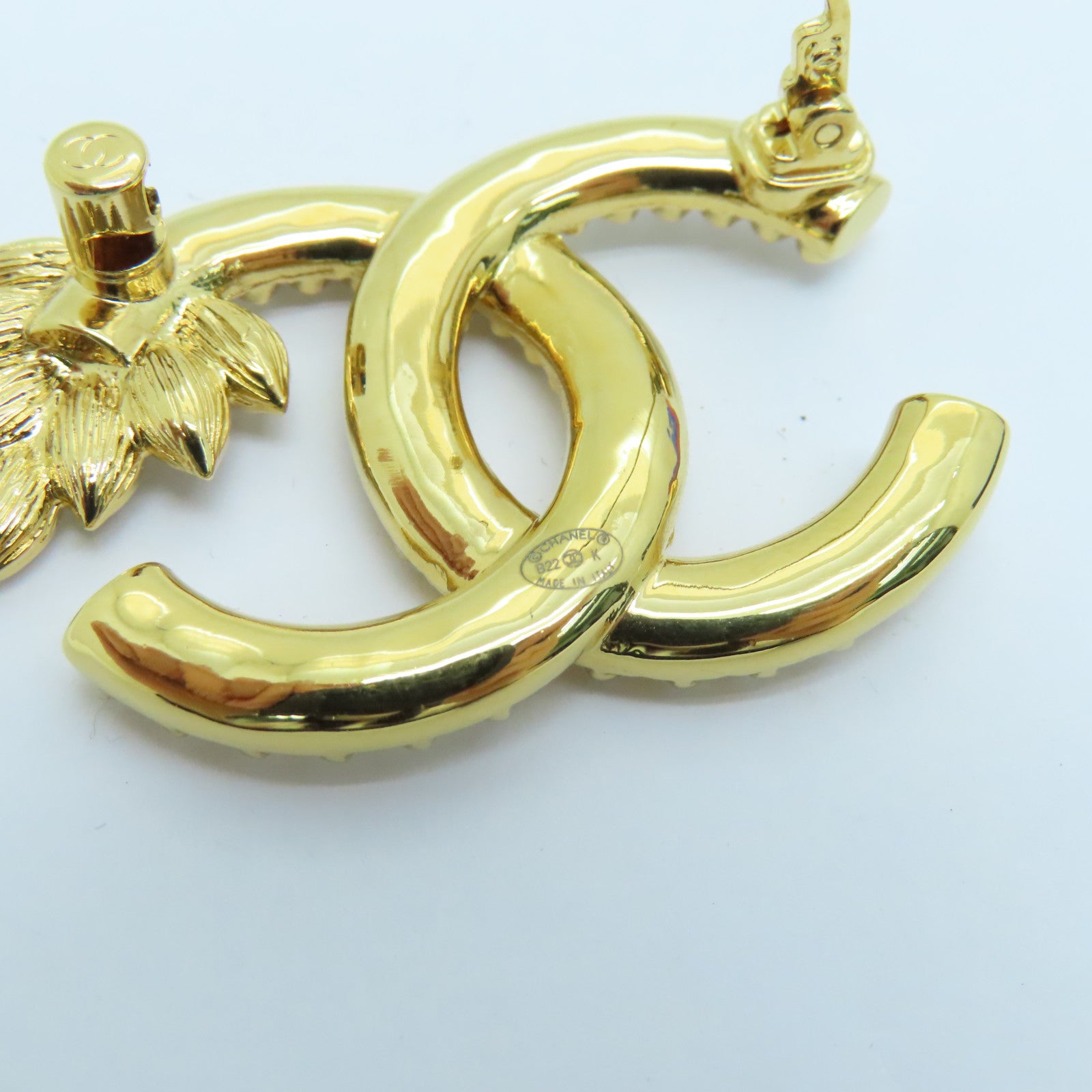CHANEL 金屬Brooch金扣襟針金色