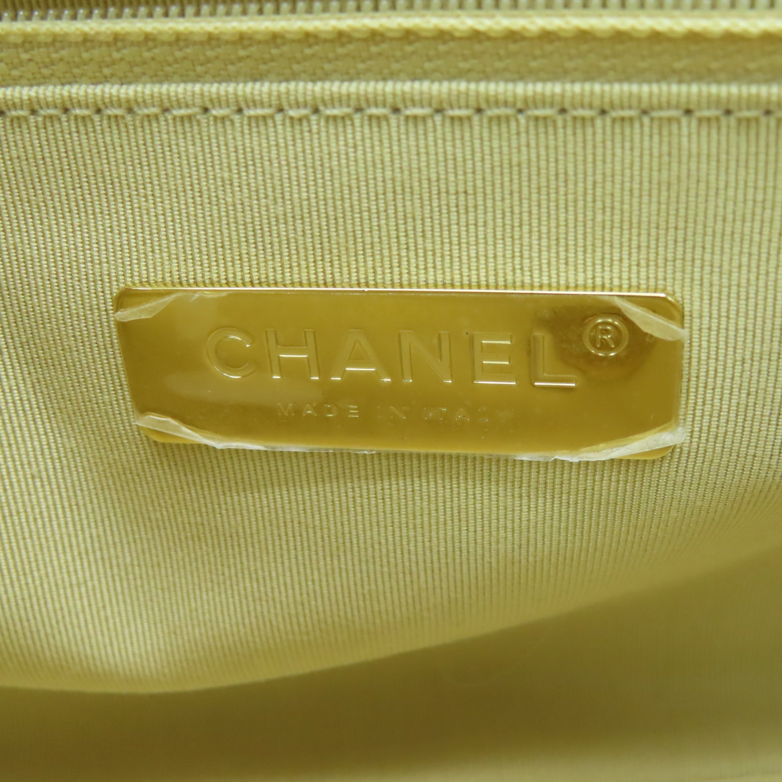 CHANEL 菱格牛皮皮革Chain Shoulder金银扣链带手挽肩背两用袋米色