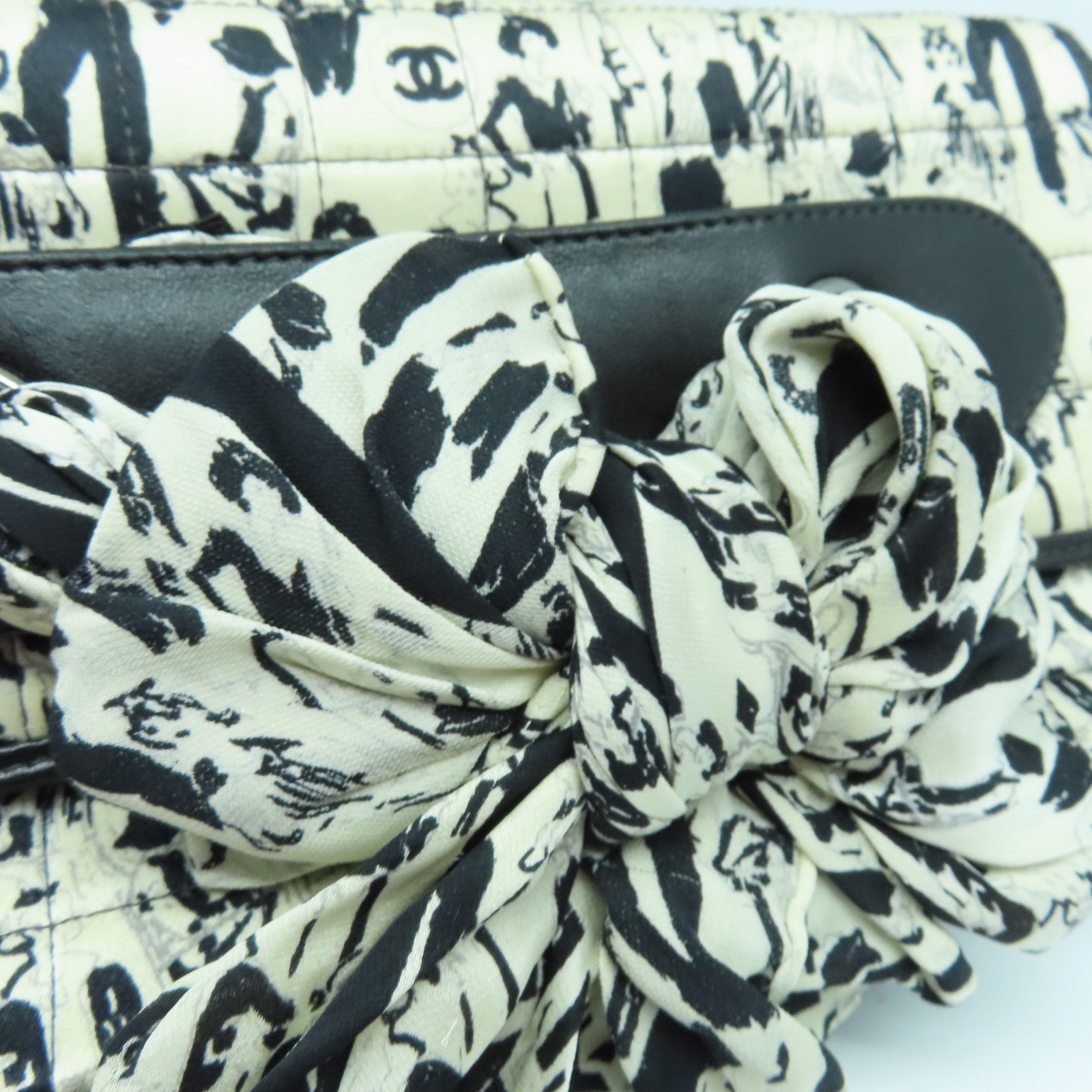 CHANEL Nylon Vintage Chain Shoulder Silver Buckle Chain Shoulder Bag White Black