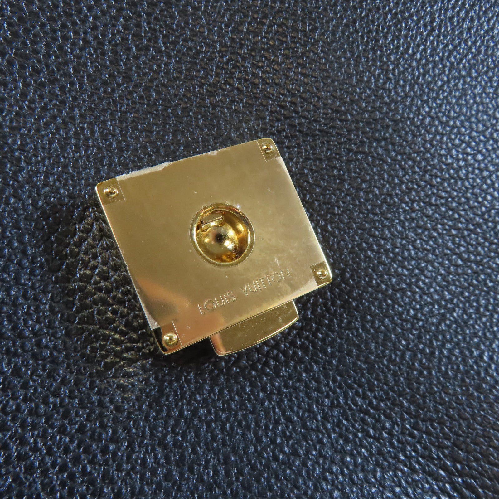 LOUIS VUITTON Monogram Empreinte Blanche BB金扣肩背袋黑色