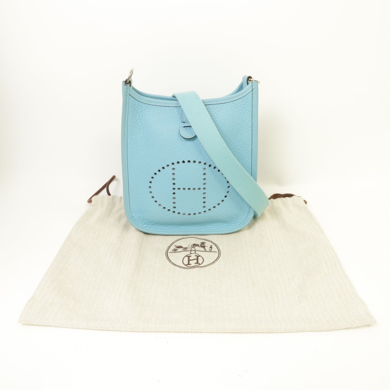 HERMES Clemence皮革Evelyne TPM銀扣肩背袋淺藍色