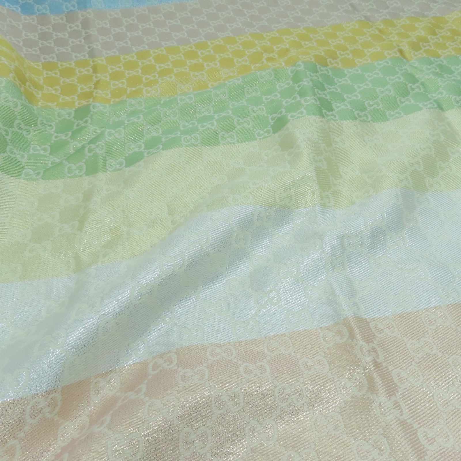GUCCI 人造絲質Scarf圍巾彩色