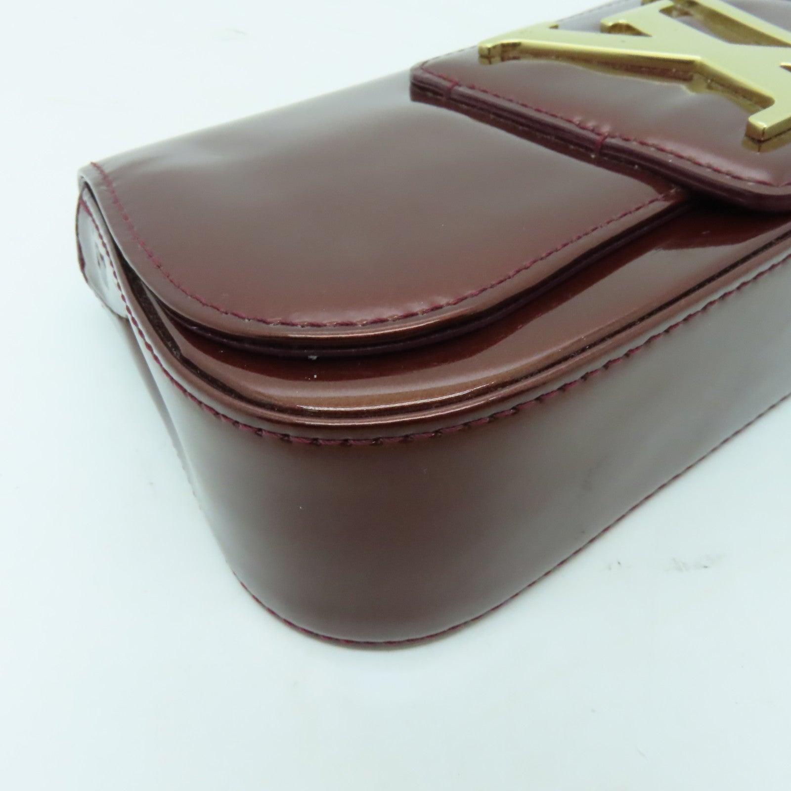 LOUIS VUITTON Vernis Pochette Sauvie金扣手拿包啡色