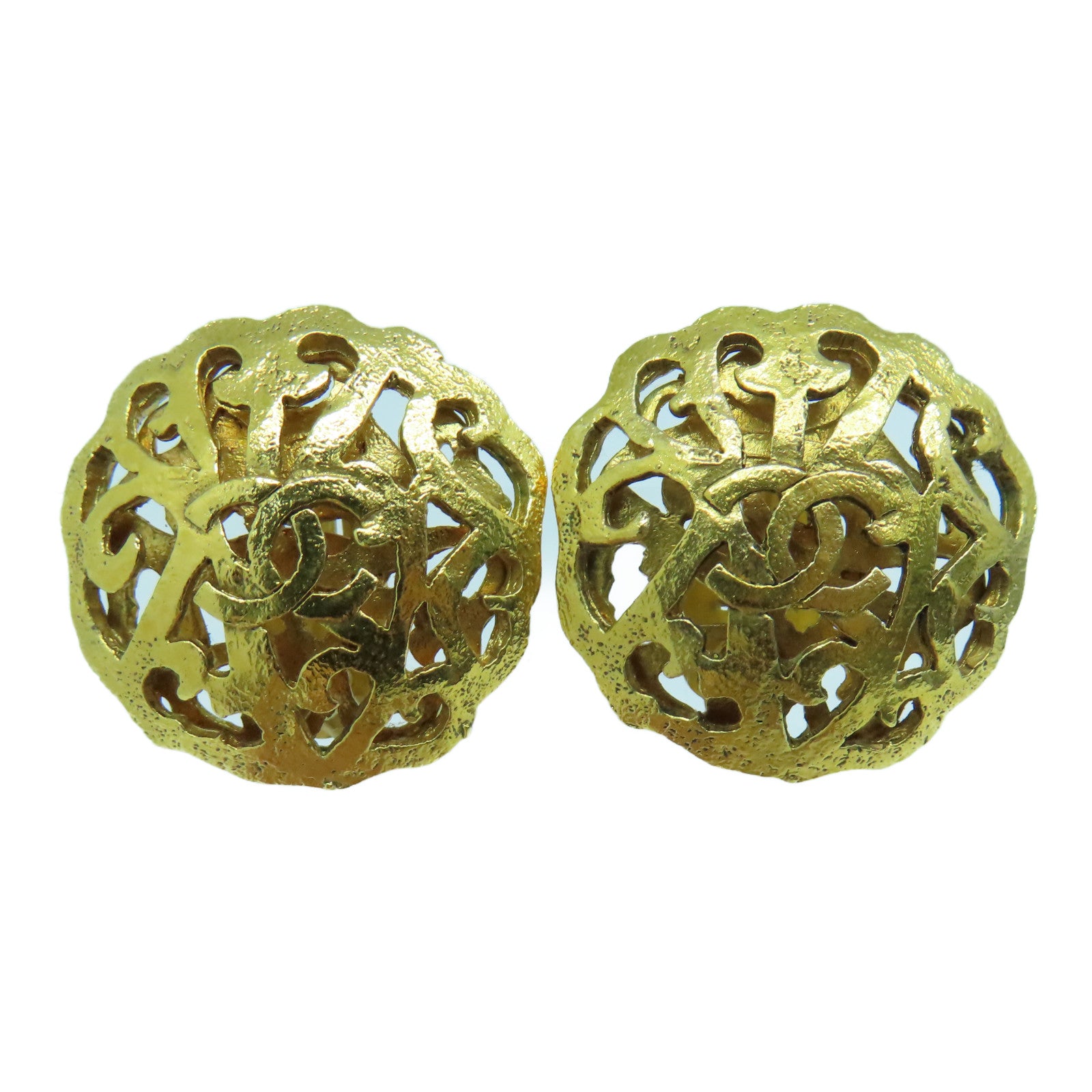 CHANEL metal Vintage Clip Earrings gold earrings