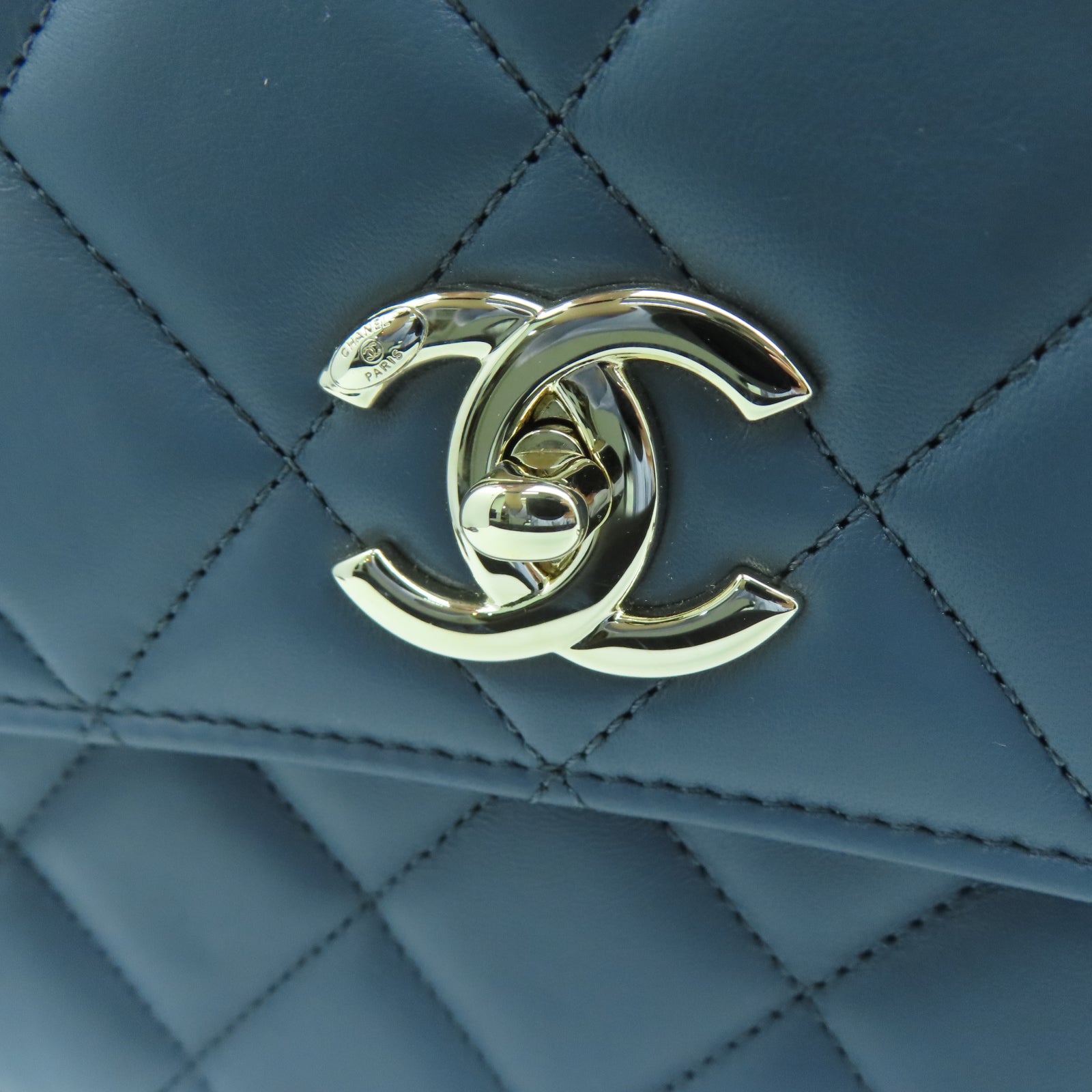 CHANEL 菱格羊皮皮革2 Way Shoulder金扣鏈帶肩背袋藍色