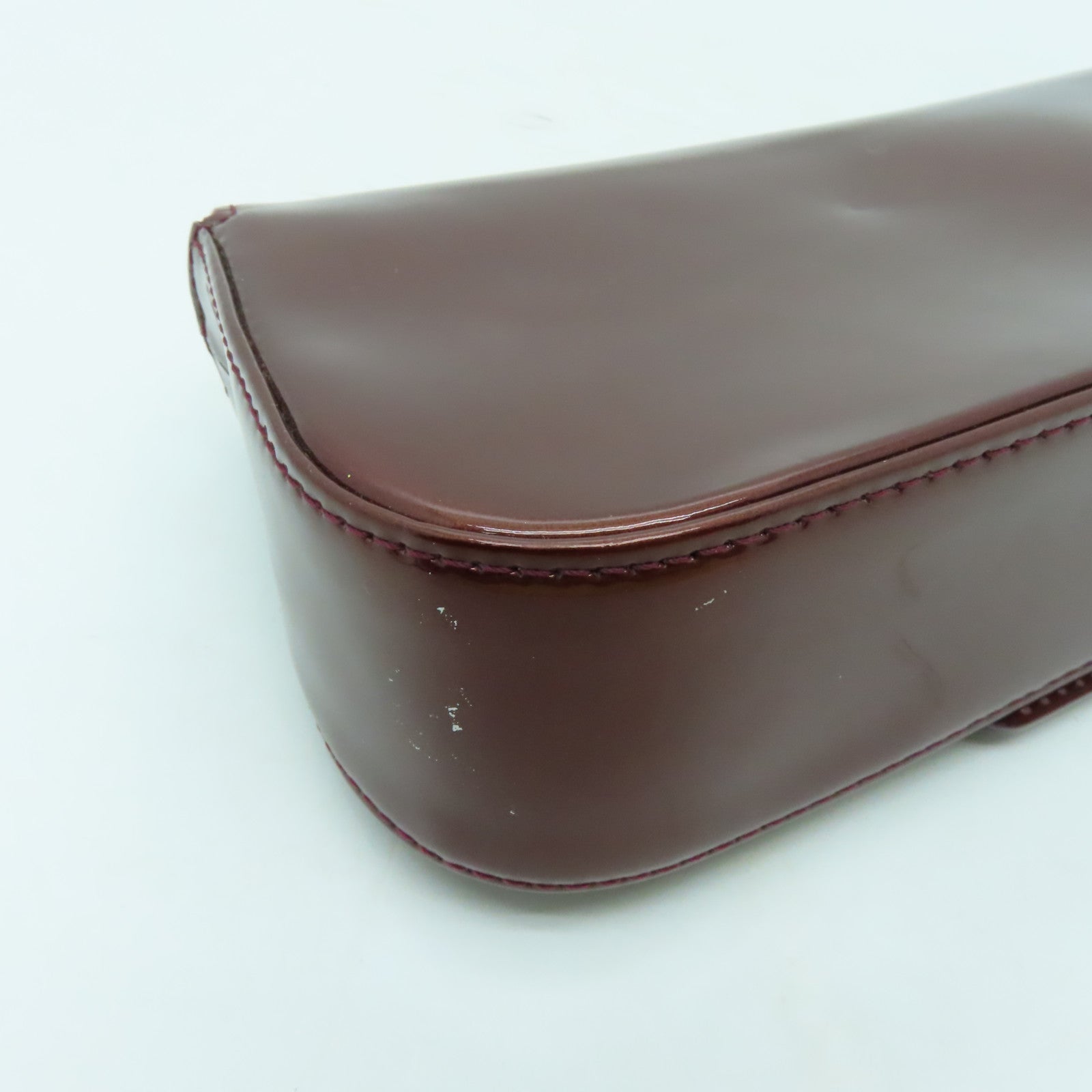LOUIS VUITTON Vernis Pochette Sauvie金扣手拿包啡色