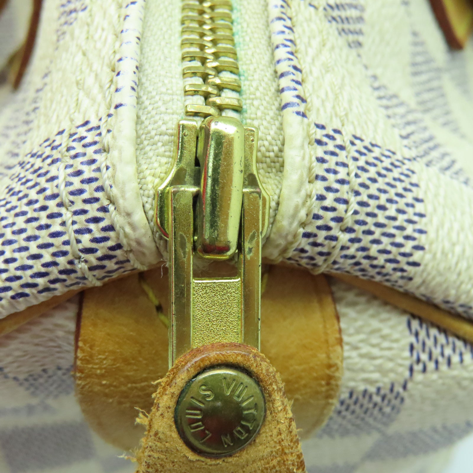 LOUIS VUITTON Daimer Azur Speedy 25金扣肩背袋白色